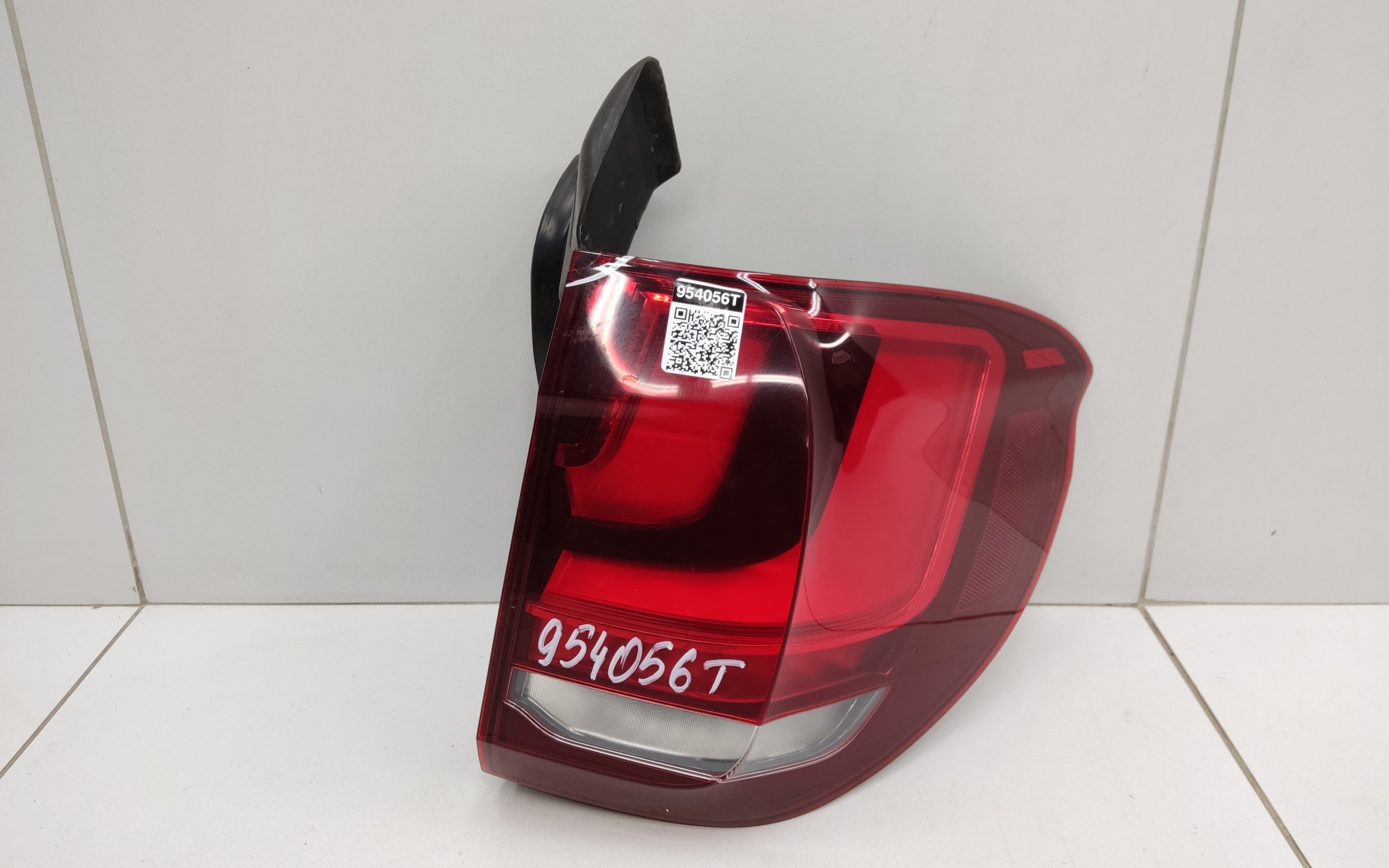 Фонарь задний правый наружный BMW X5 F15 LED