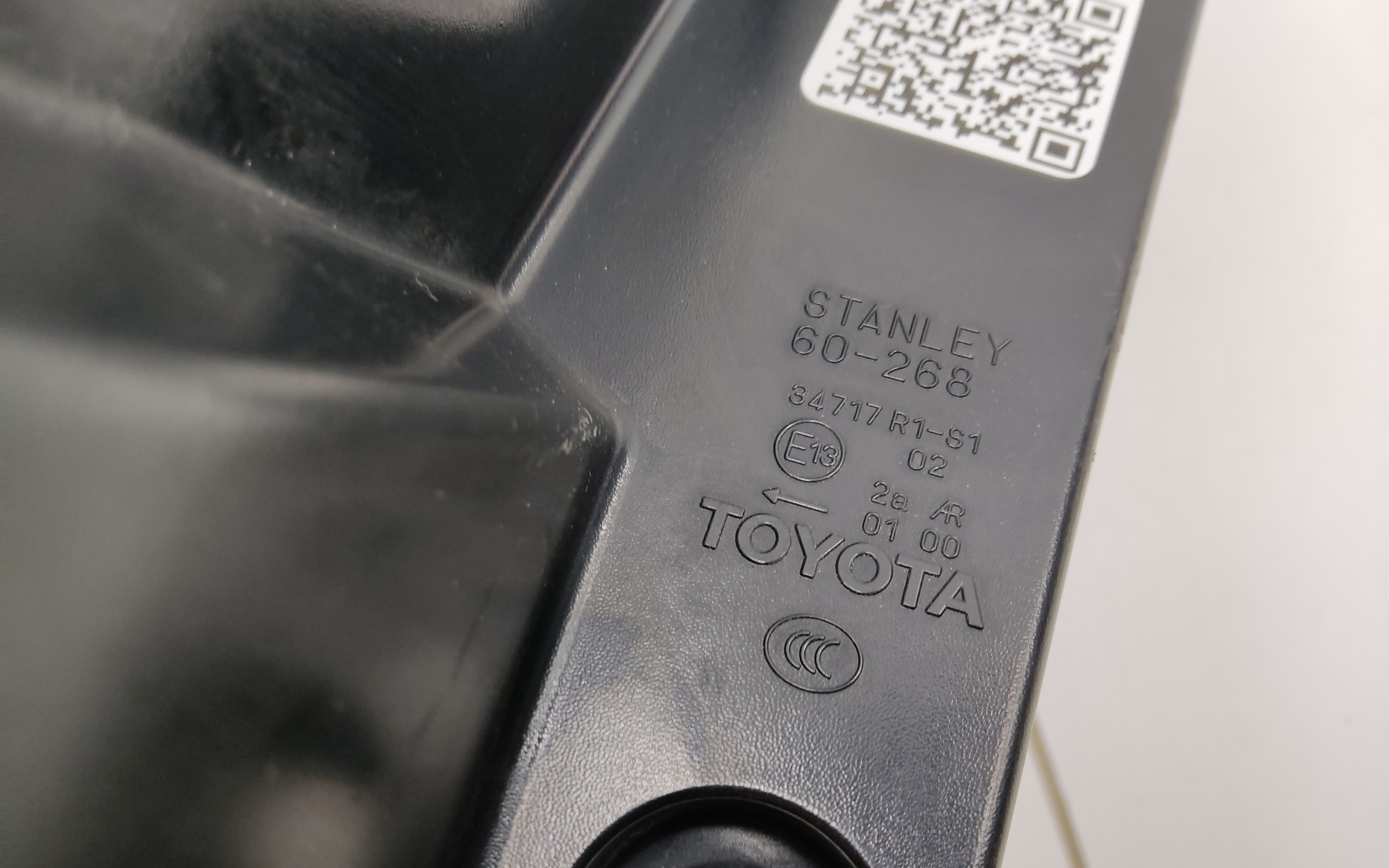 Фонарь задний левый Toyota Land Cruiser Prado 150 Restail 2 темный