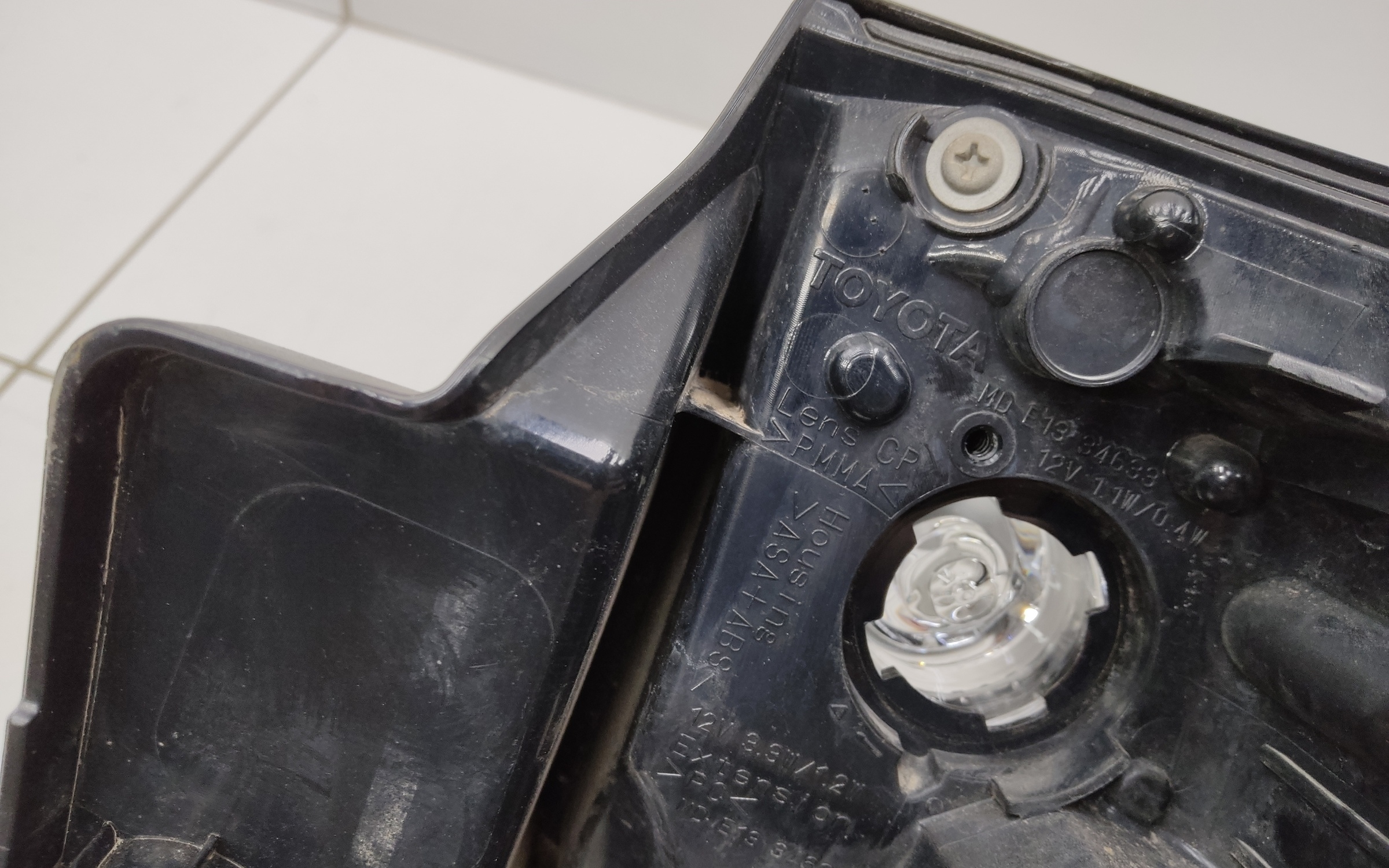 Фонарь задний левый Toyota Land Cruiser Prado 150 Restail 2 темный