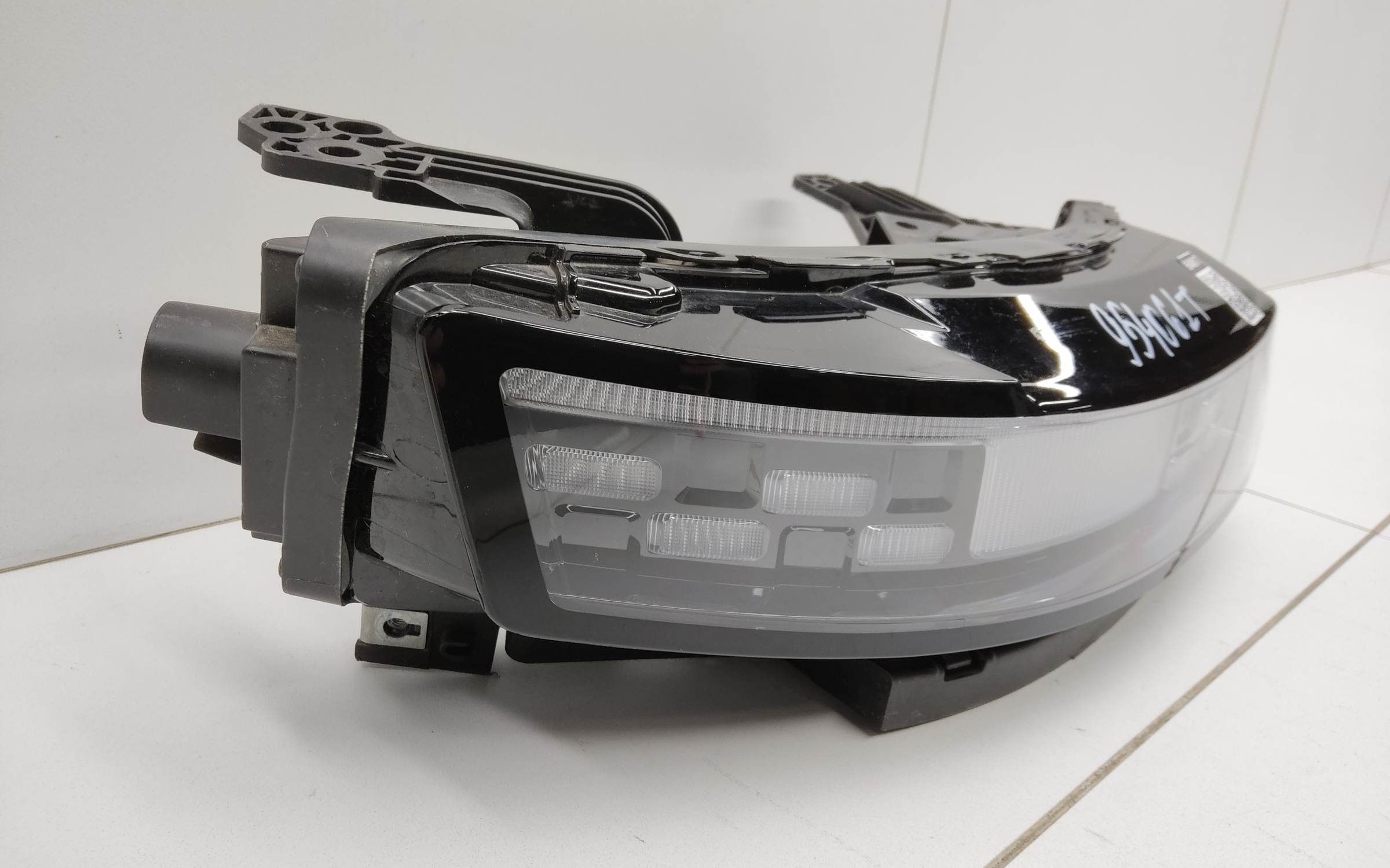 Фара ДХО передняя правая Jaecoo J7