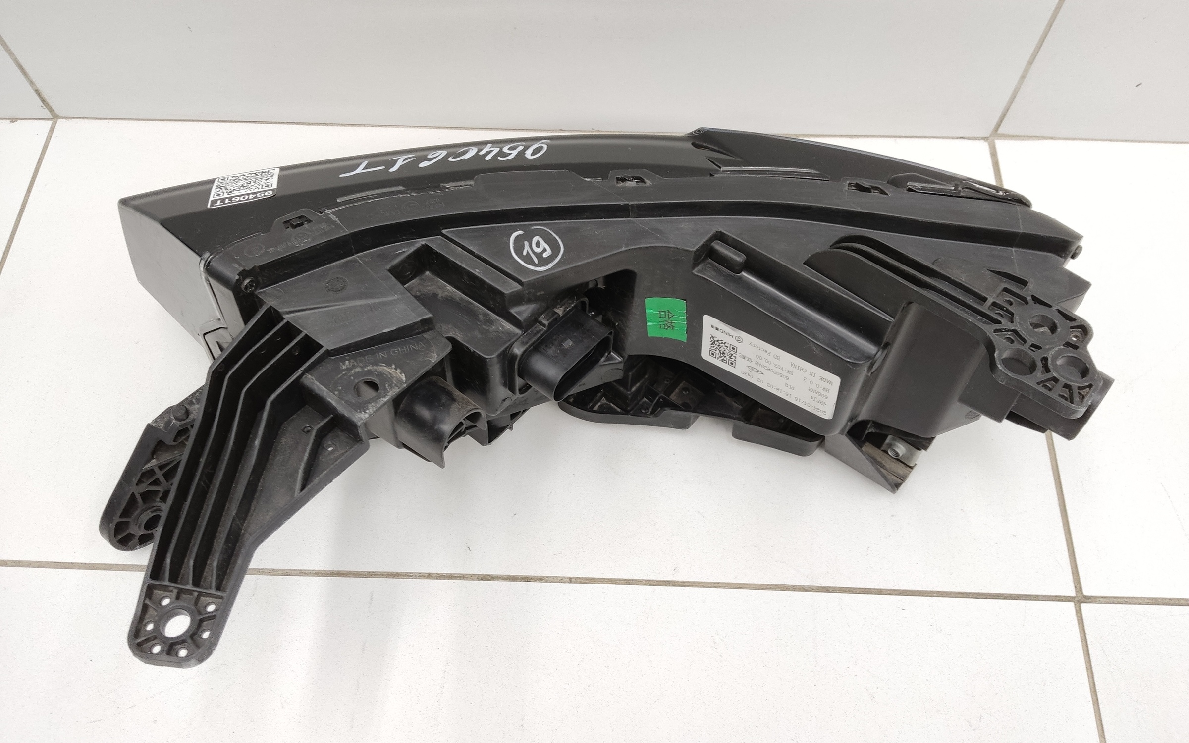 Фара ДХО передняя правая Jaecoo J7