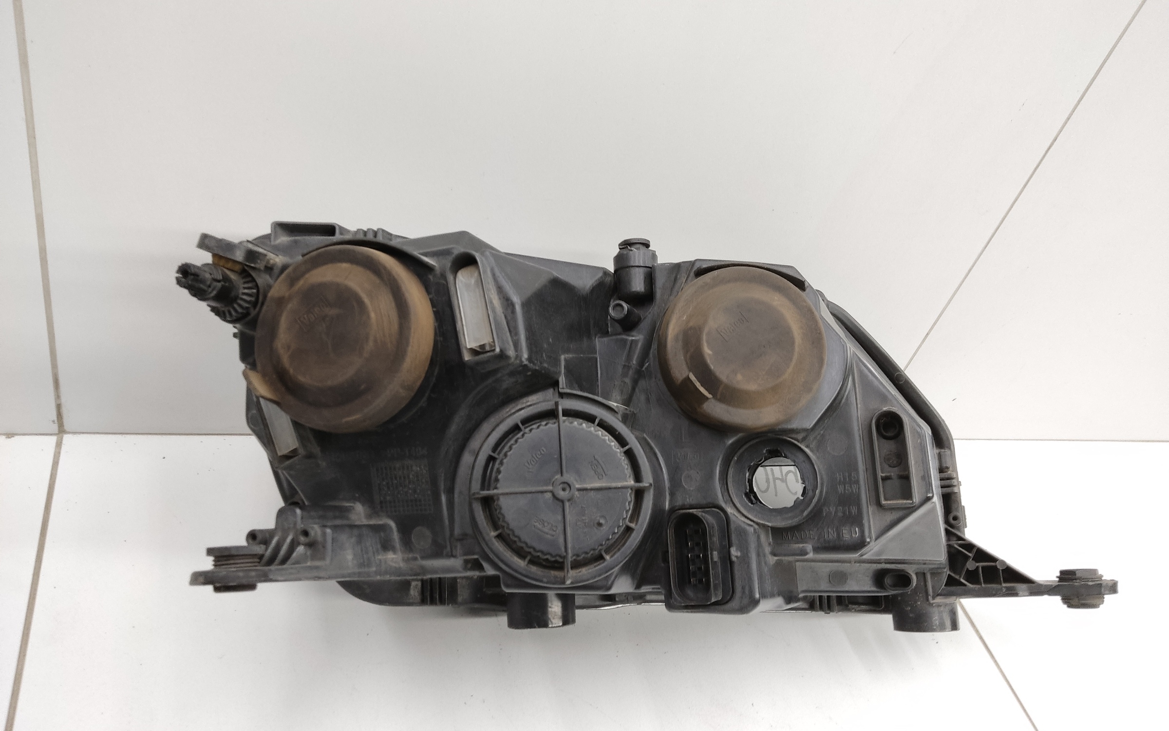 Фара передняя левая Skoda Rapid 1 галоген