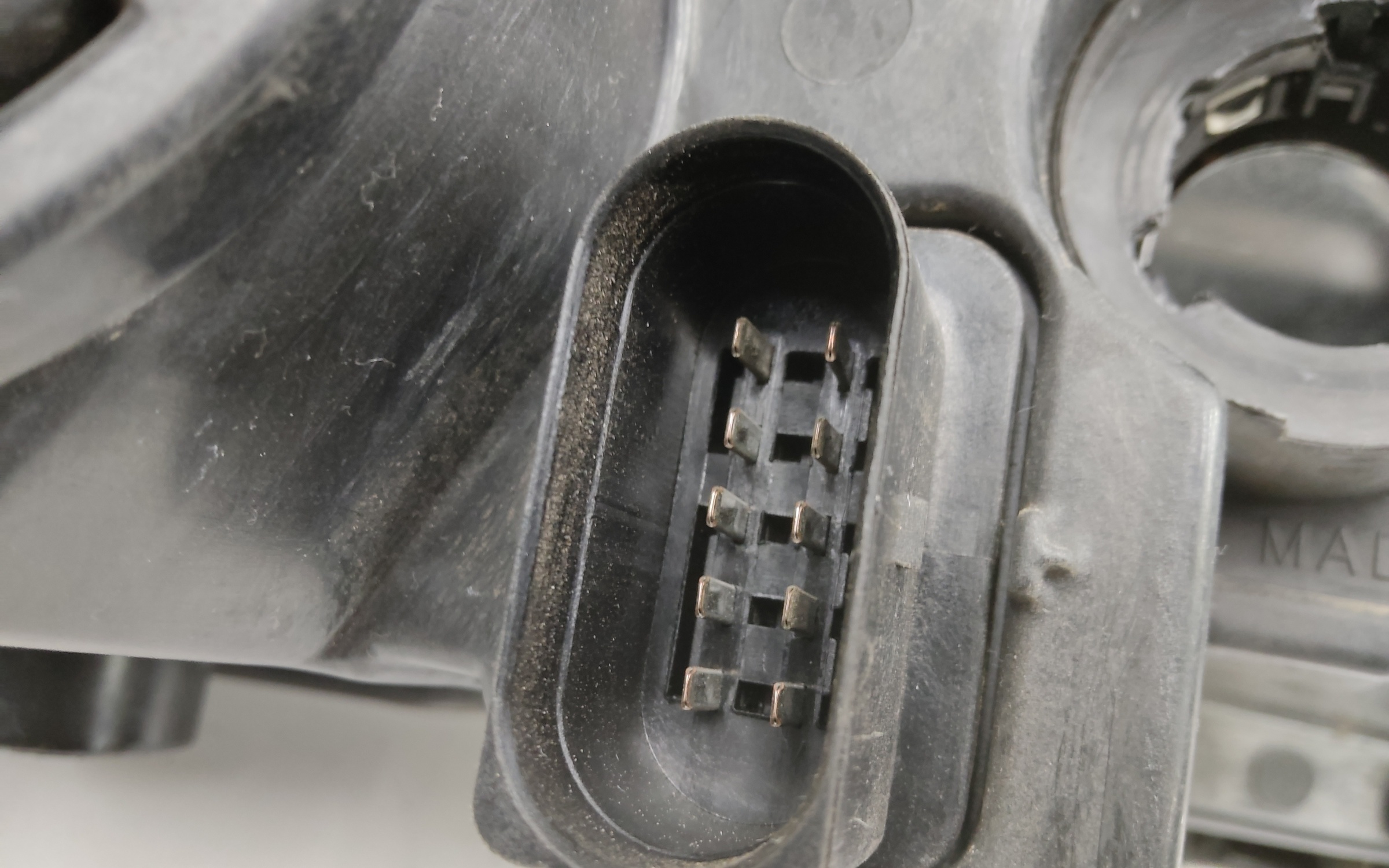 Фара передняя левая Skoda Rapid 1 галоген