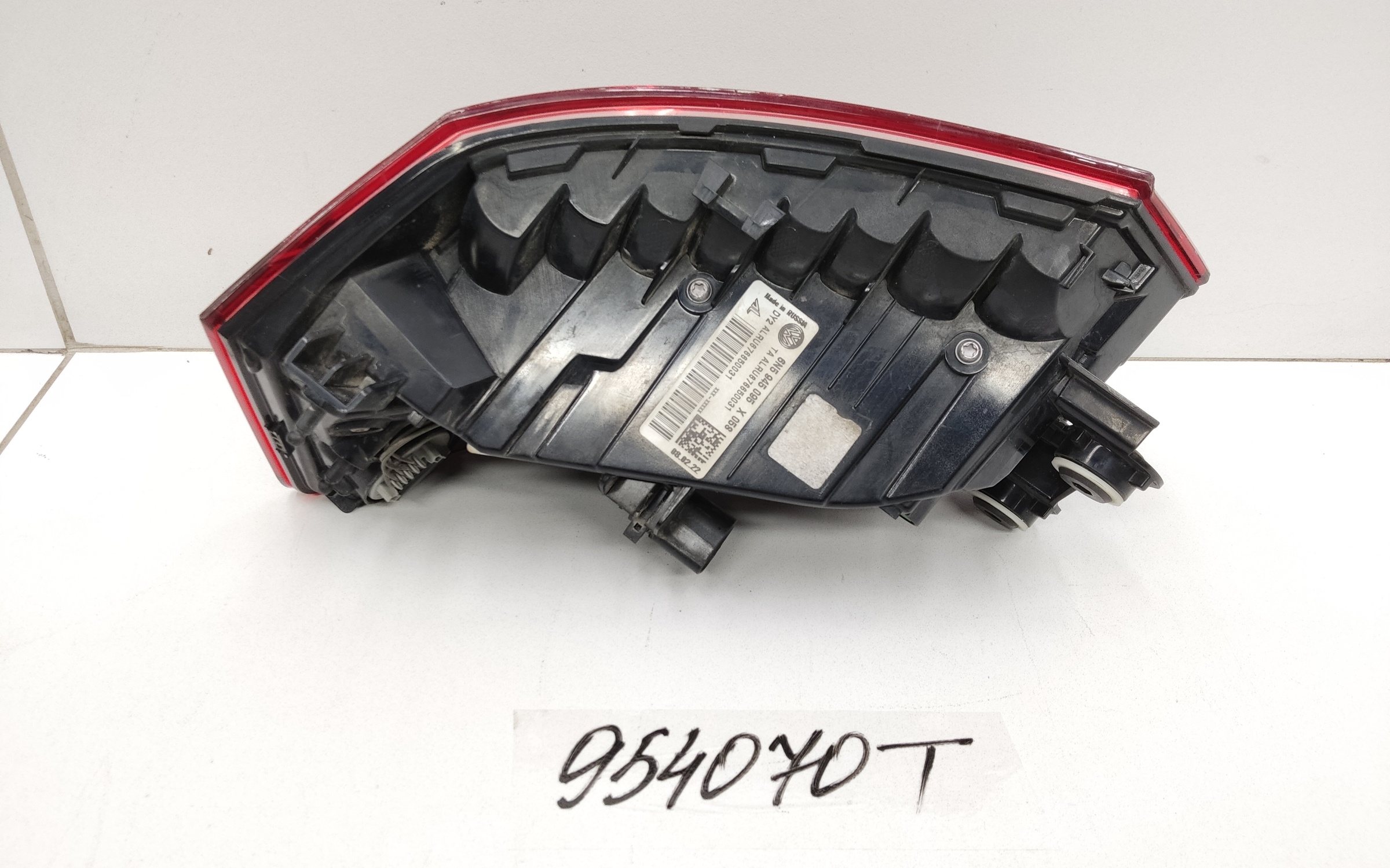 Фонарь задний левый наружный Volkswagen Polo 6 Liftback LED