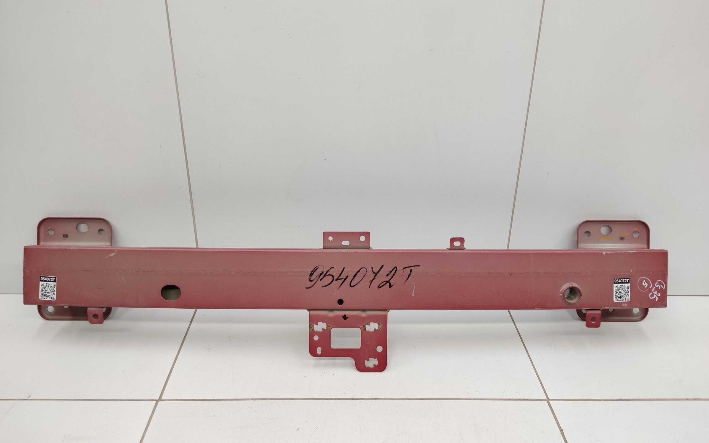 Усилитель переднего бампера Changan CS35PLUS