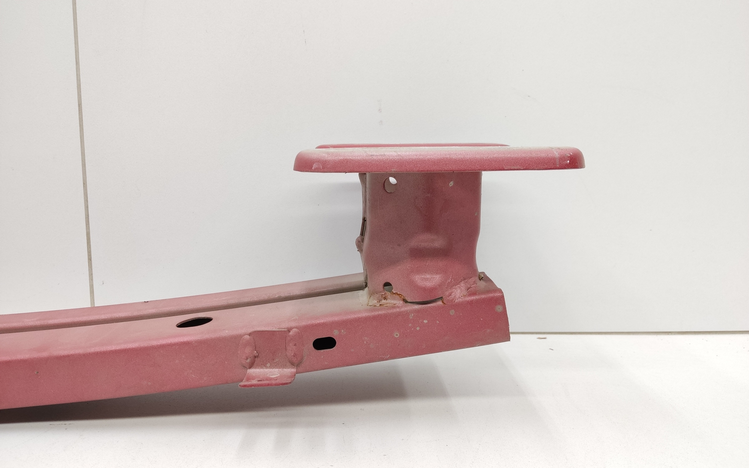 Усилитель переднего бампера Changan CS35PLUS