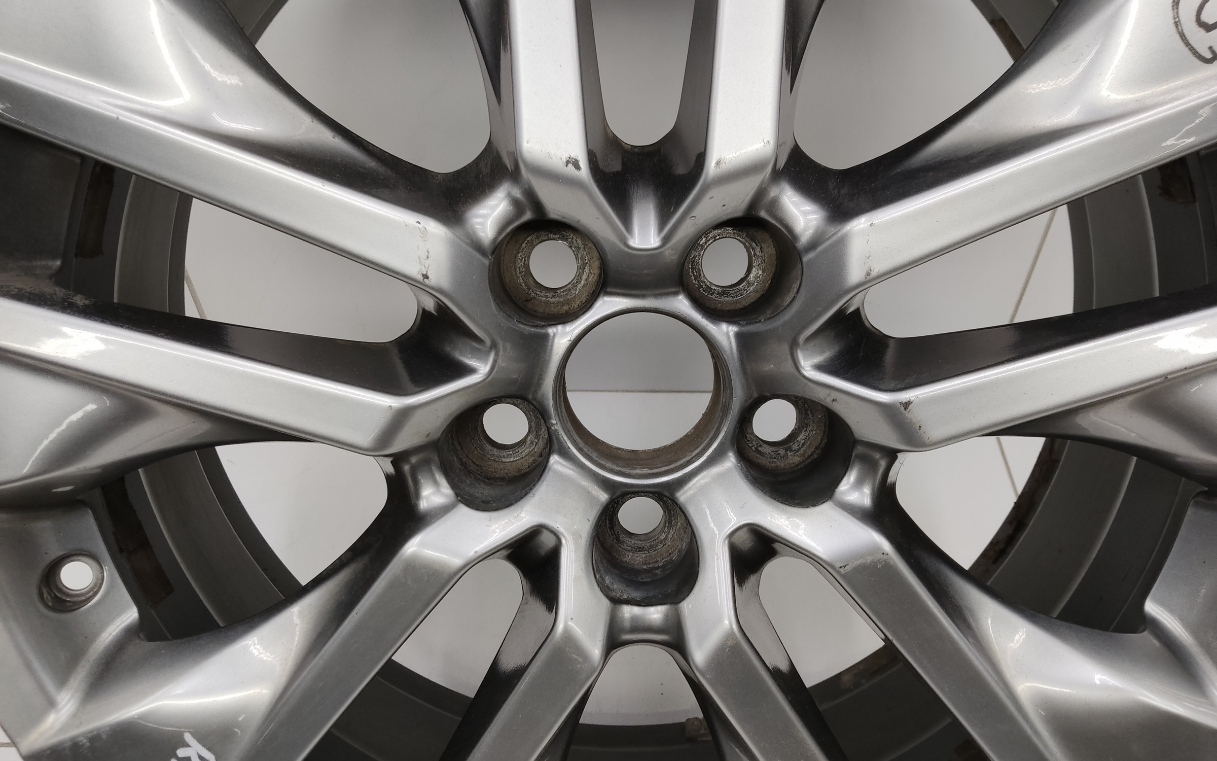 Диск колеса литой Toyota RAV4 CA40 Restail R19