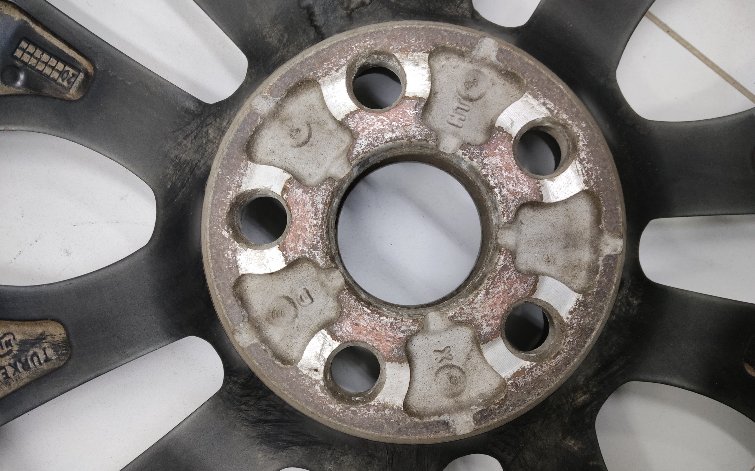 Диск колеса литой Toyota RAV4 CA40 Restail R19