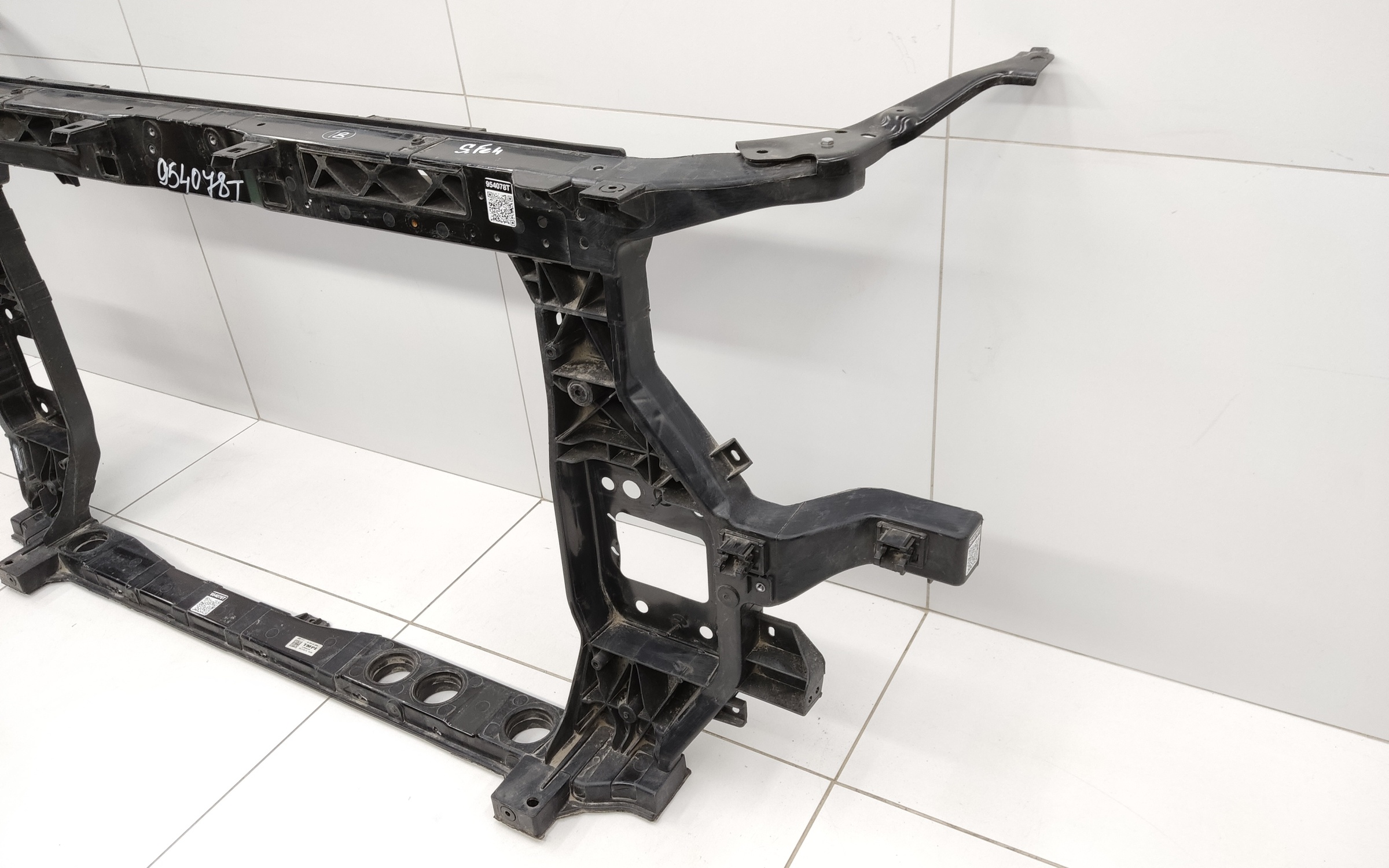 Панель передняя Hyundai Santa Fe 4 Restail