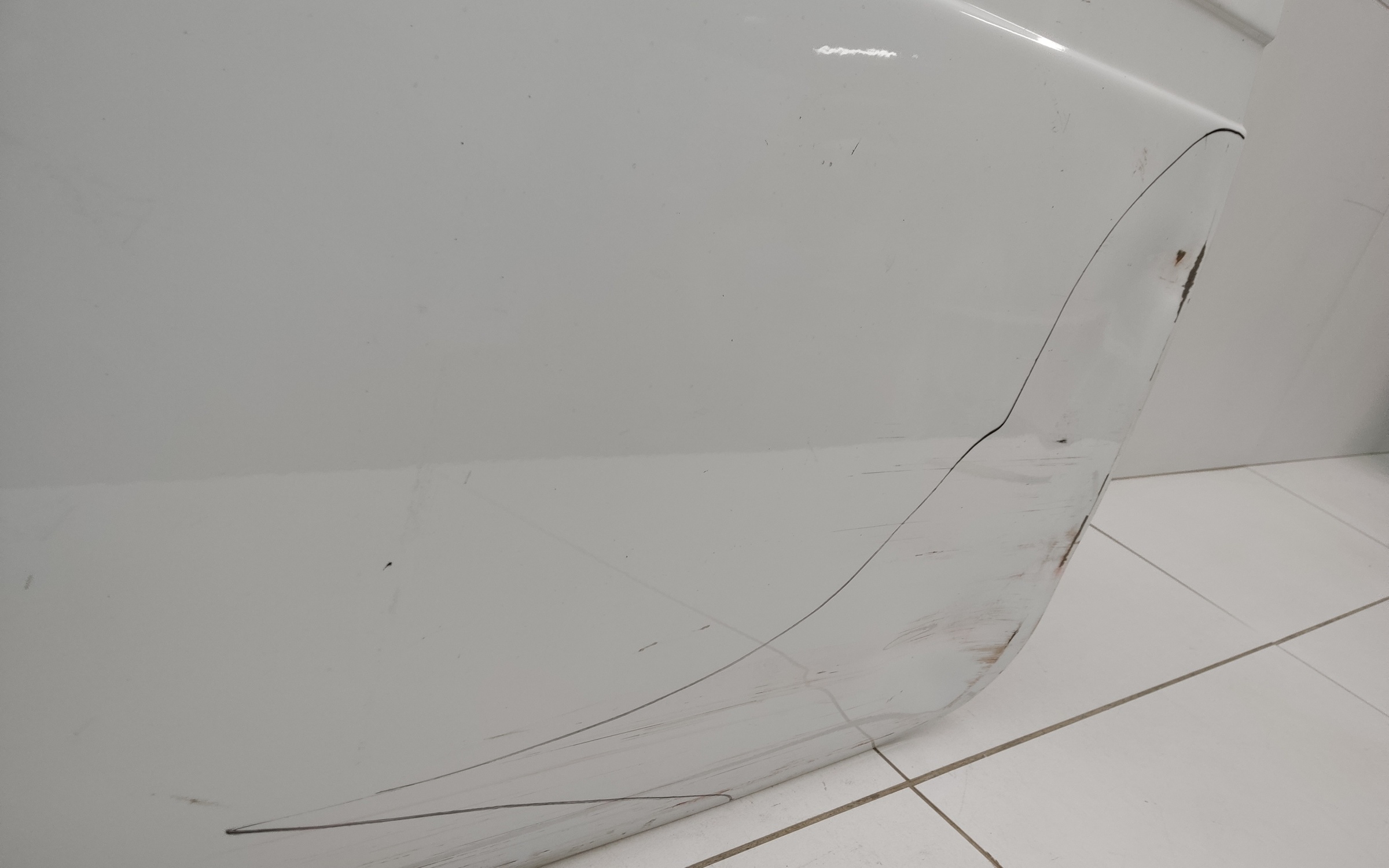 Дверь передняя левая Niva 2121