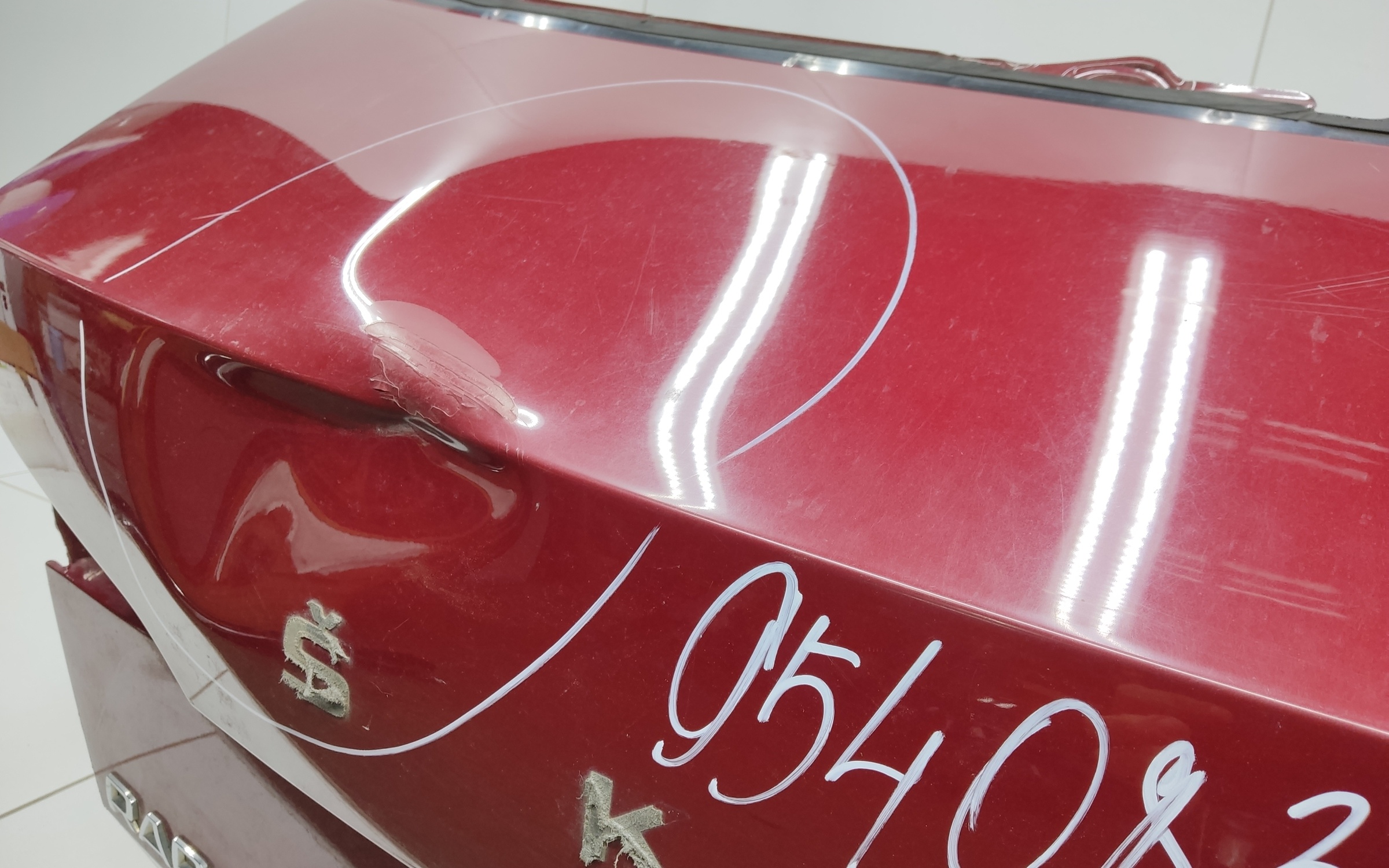 Крышка багажника Skoda Rapid 2