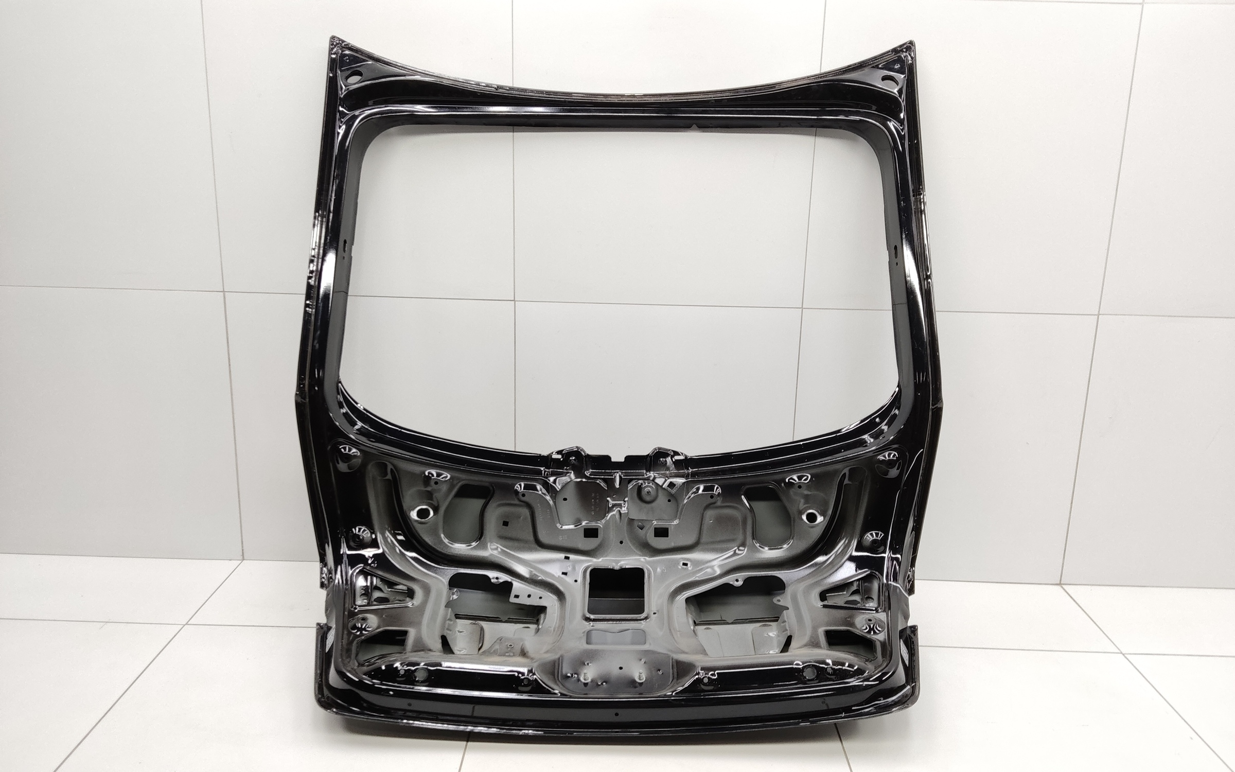 Крышка багажника Skoda Rapid 2