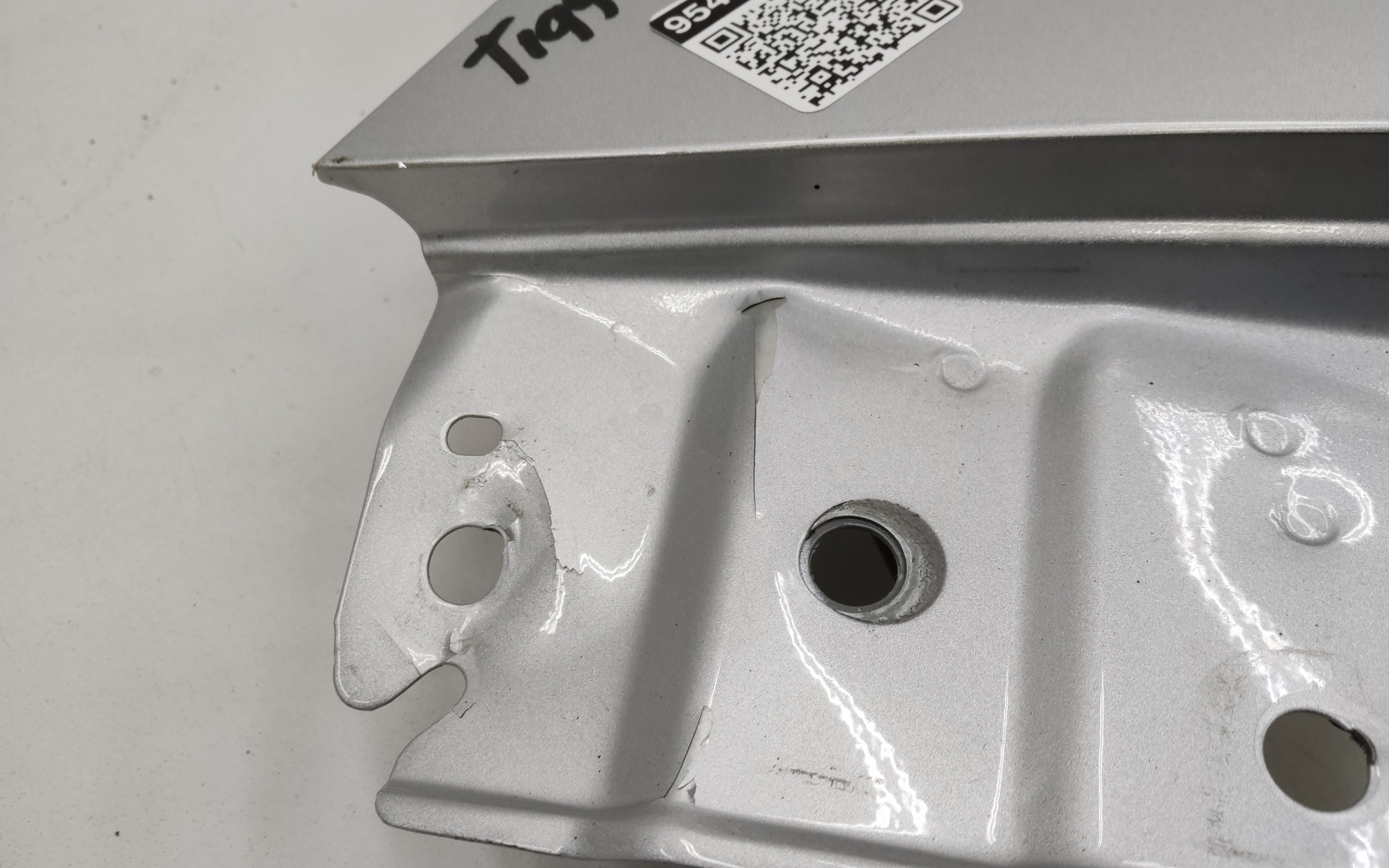 Крыло переднее левое Chery Tiggo 7 Pro