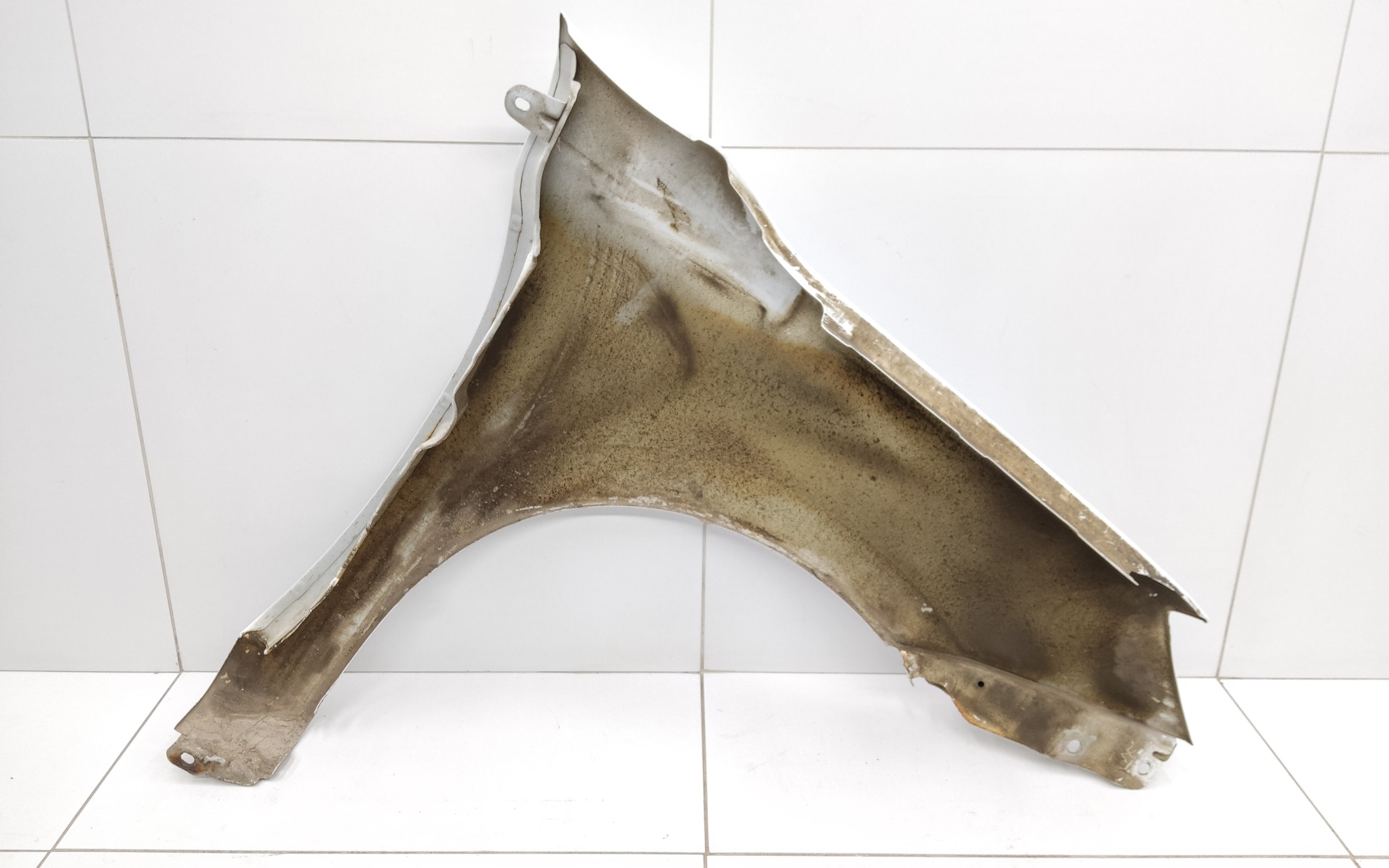 Крыло переднее левое Lada Granta 1 Restail без повторителя