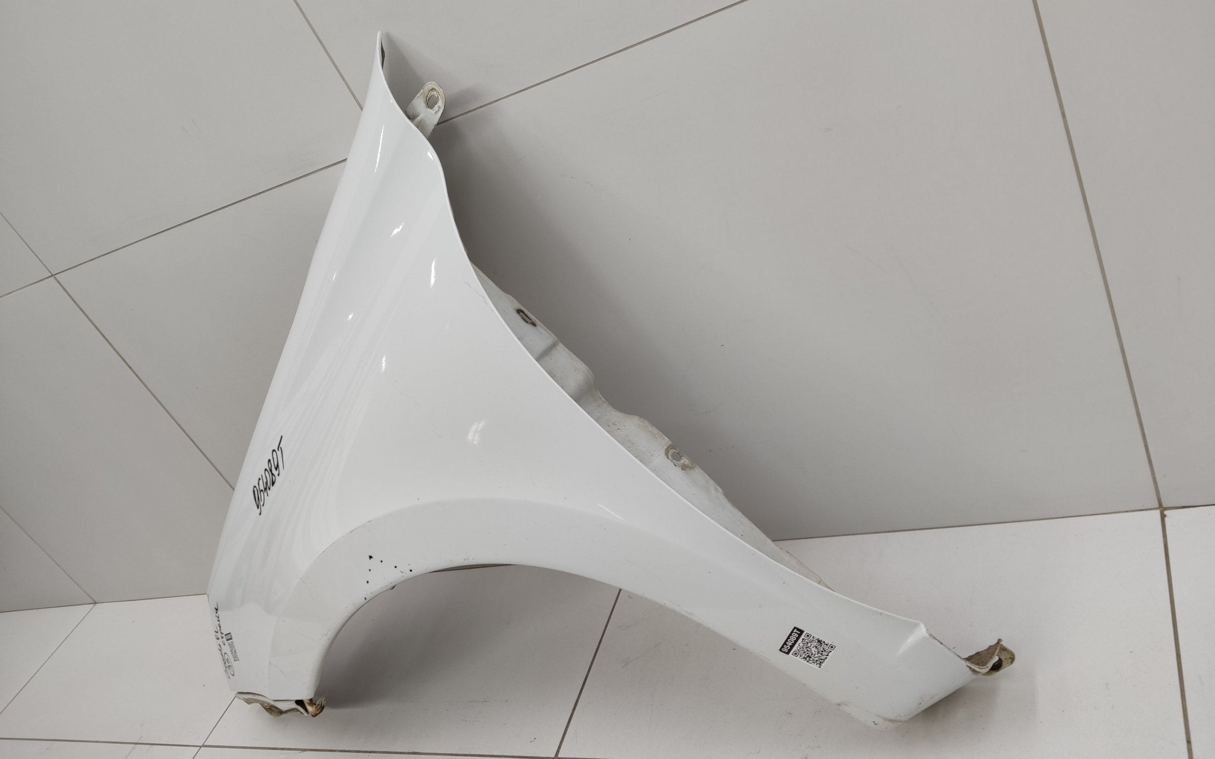 Крыло переднее левое Lada Granta 1 Restail без повторителя