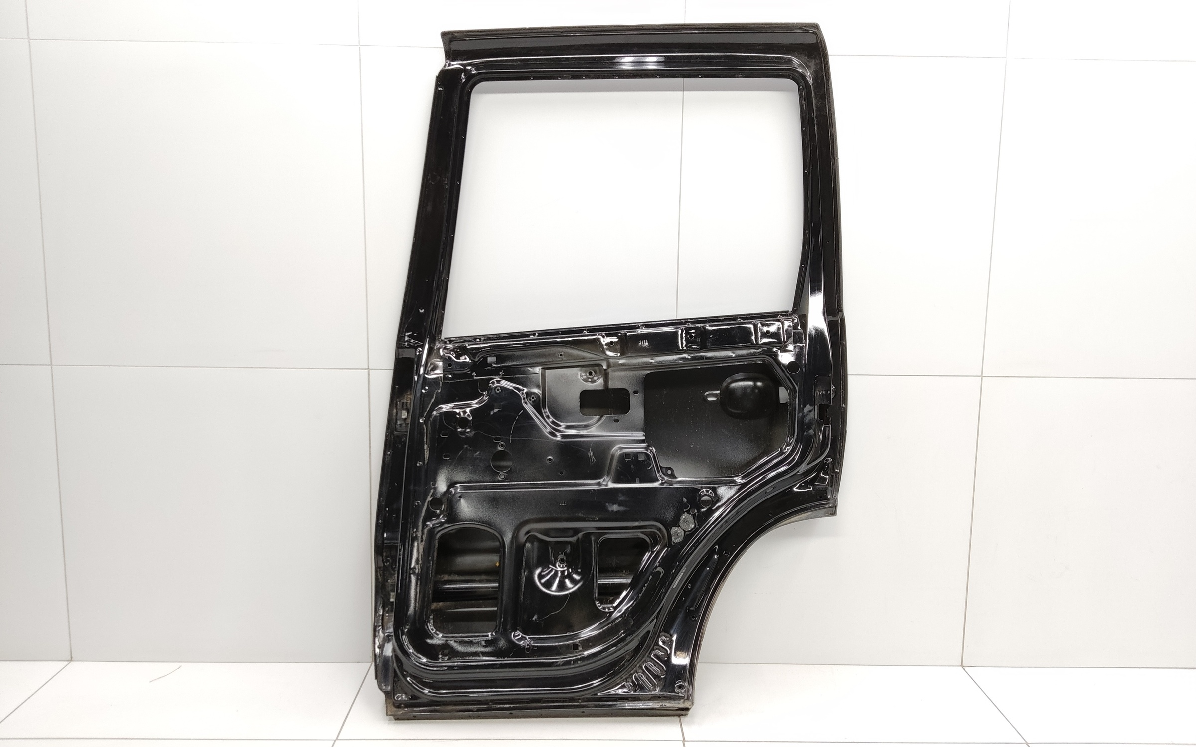 Дверь задняя правая Chevrolet Niva Restail