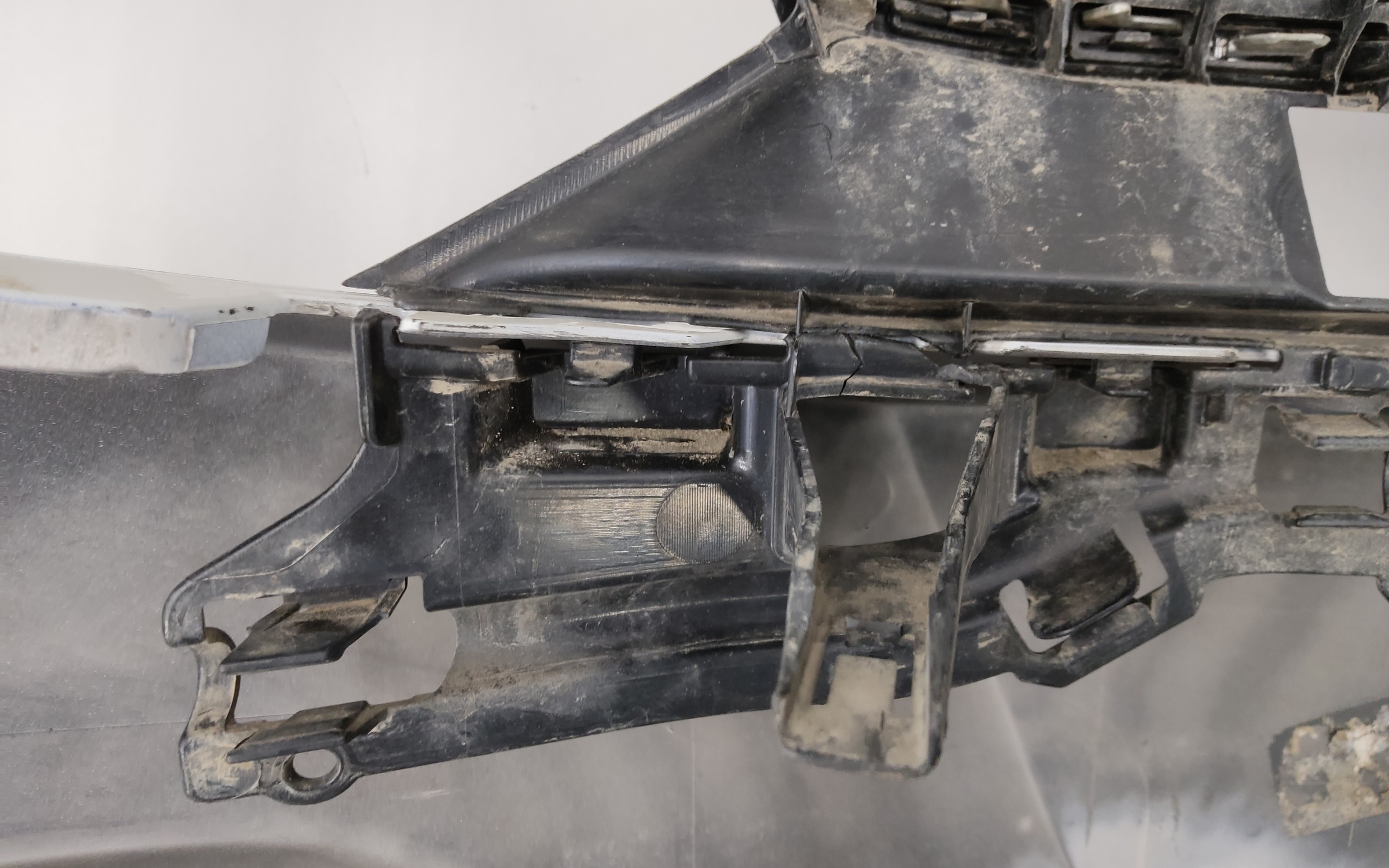 Бампер передний Volkswagen Tiguan 1 Restail