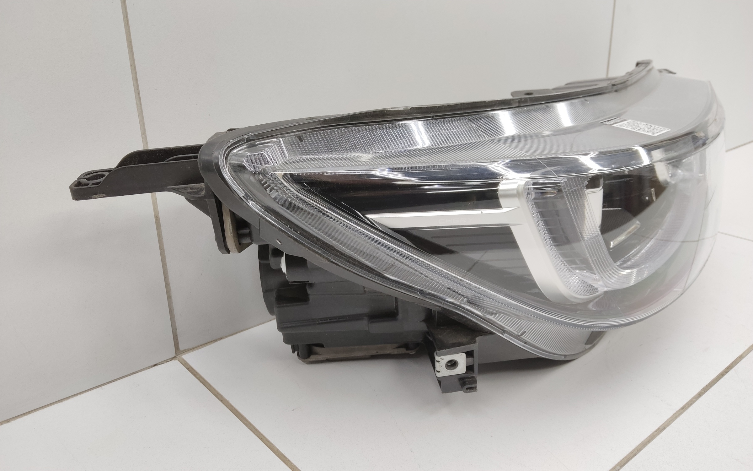 Фара передняя правая Chery Tiggo 8 Pro Max LED