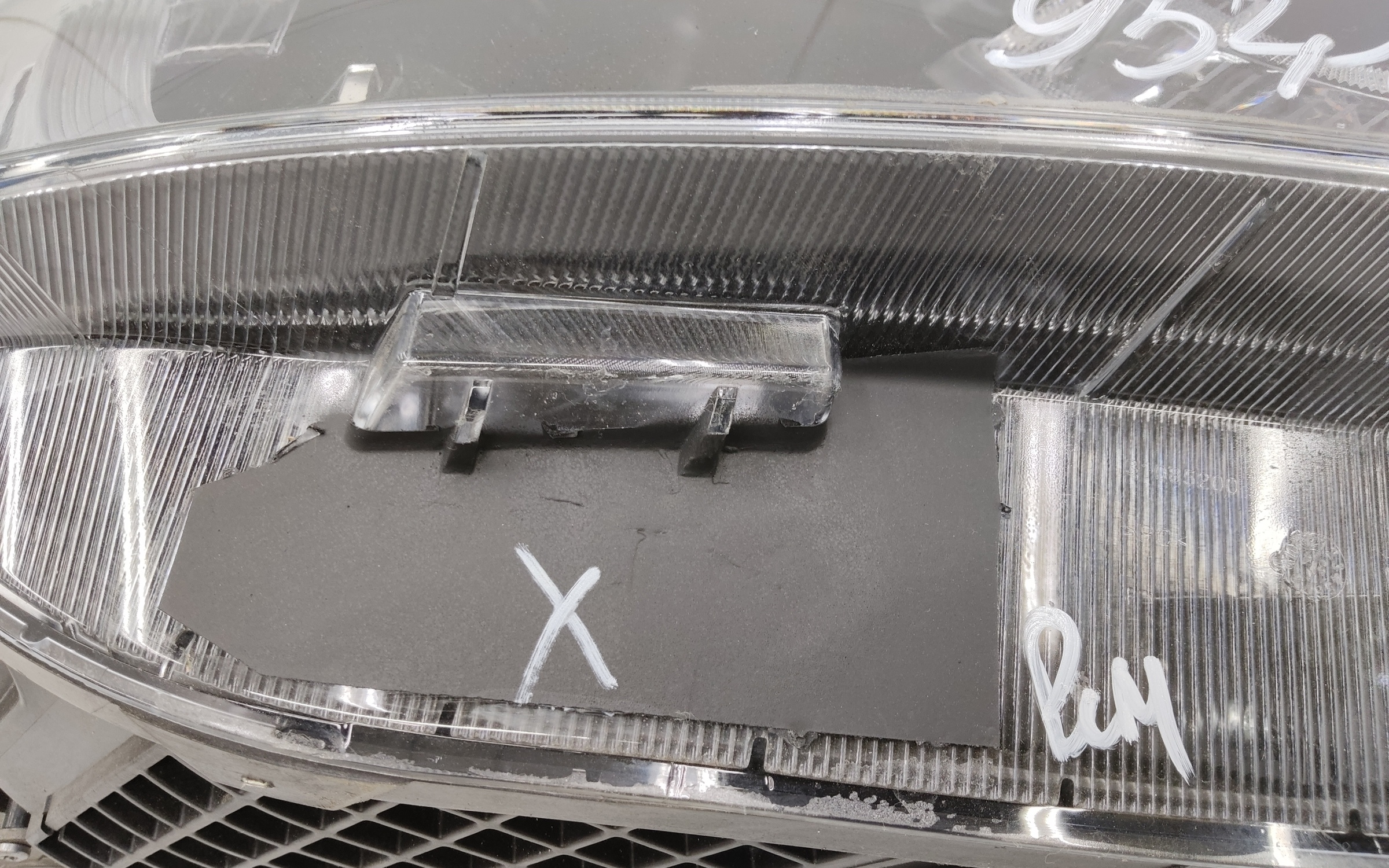 Фара передняя правая Chery Tiggo 8 Pro Max LED