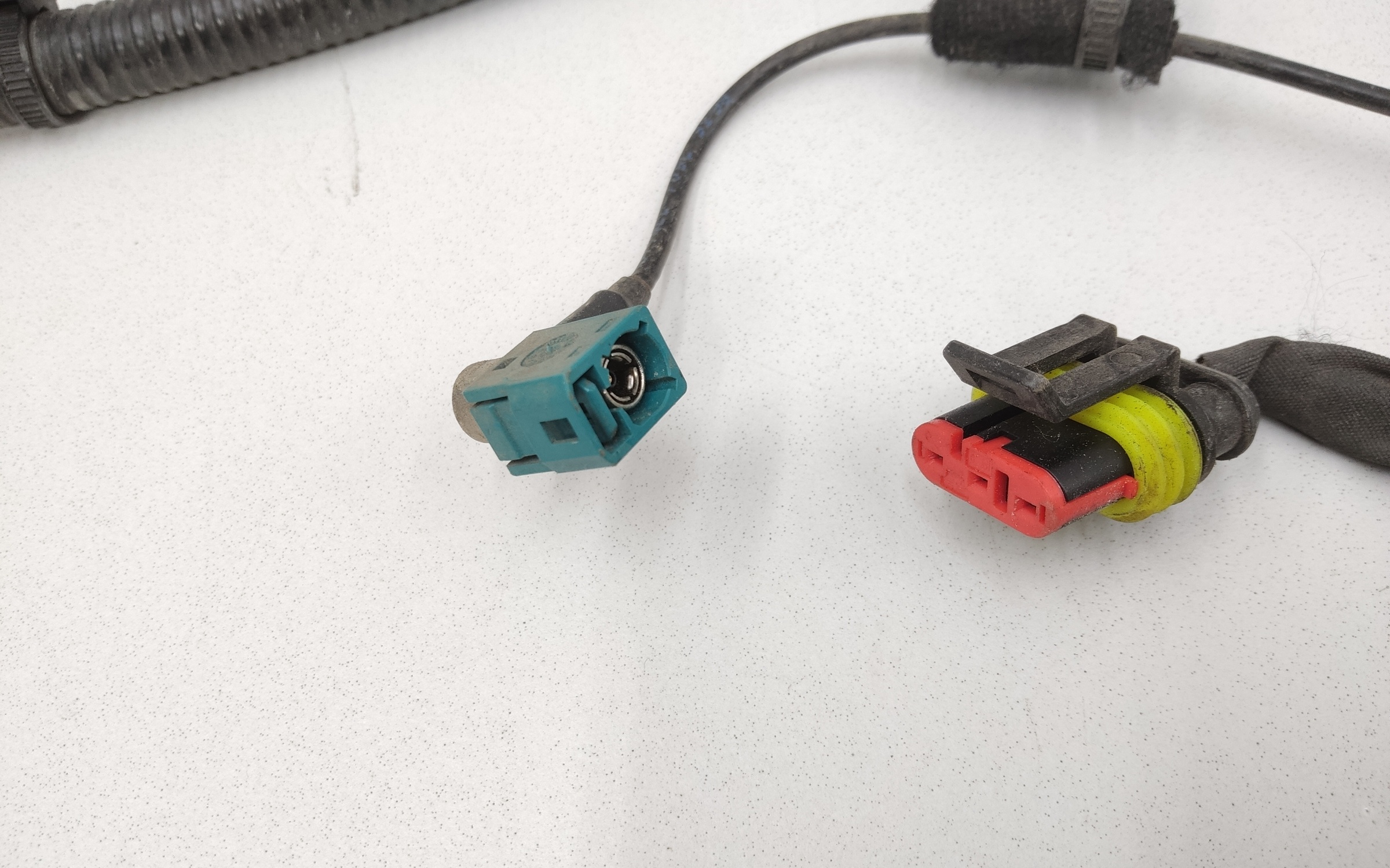 Проводка переднего бампера Exeed VX