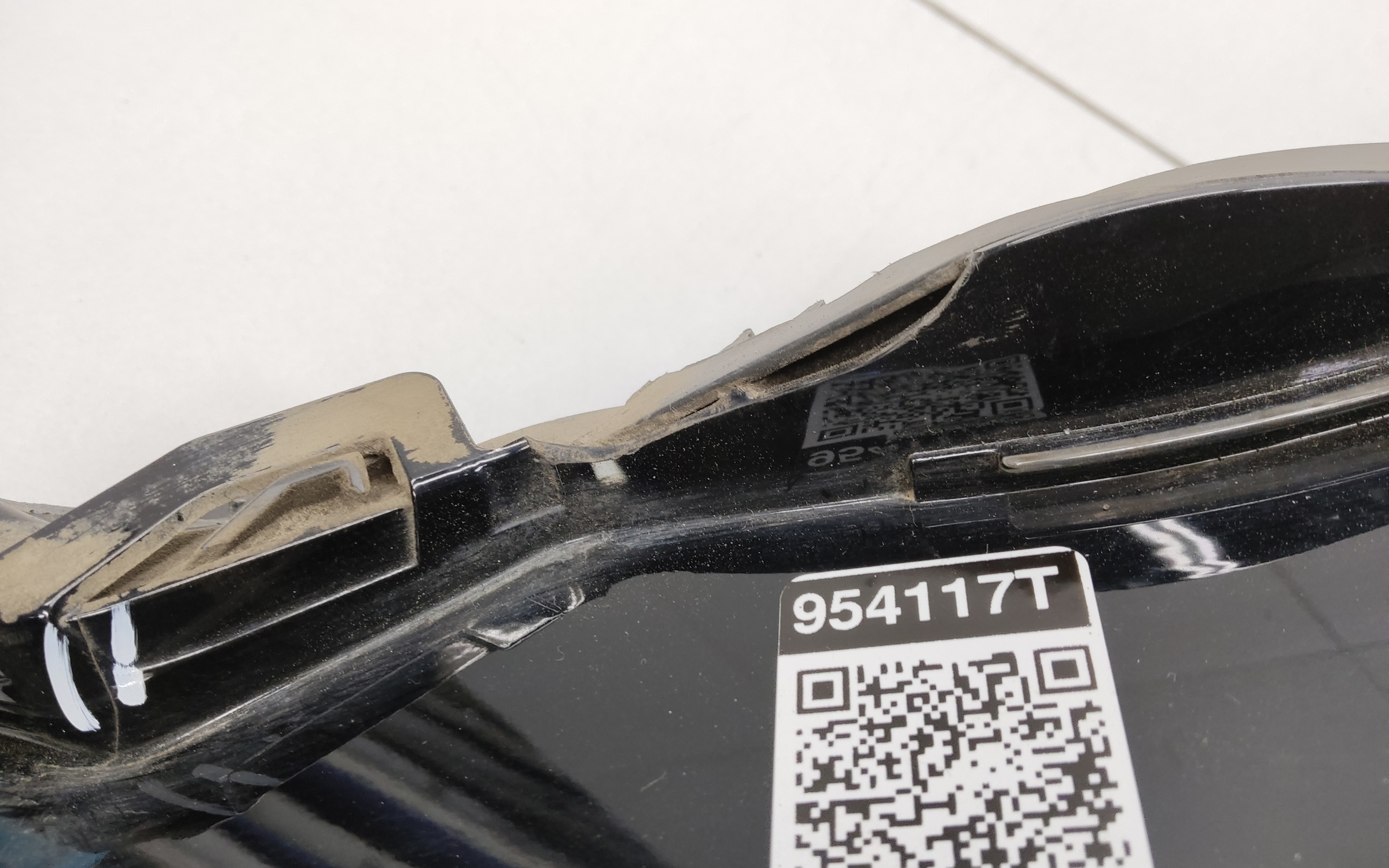 Фара передняя левая Toyota Camry V70 LED