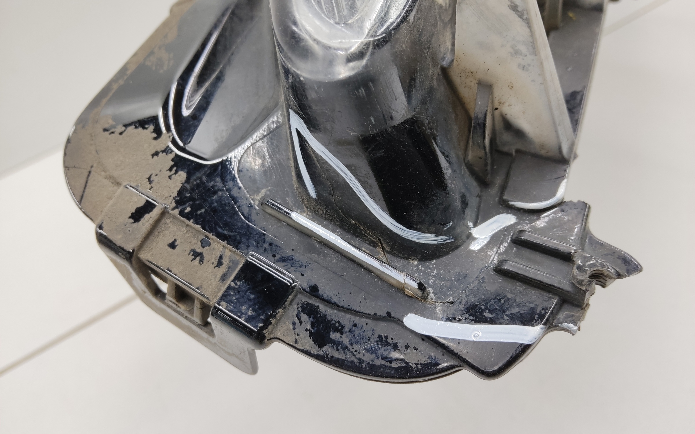 Фара передняя левая Toyota Camry V70 LED