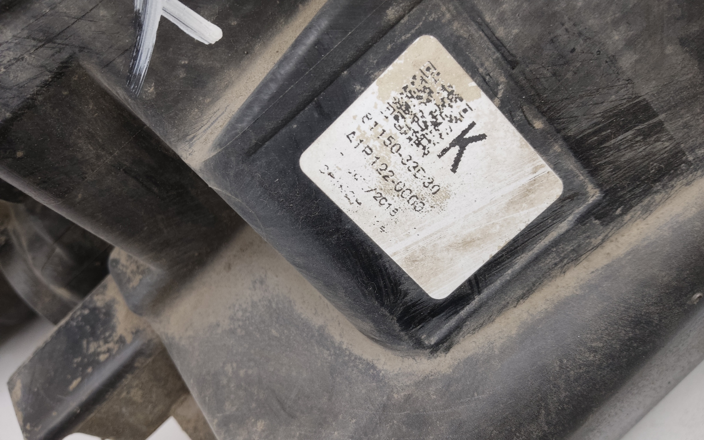 Фара передняя левая Toyota Camry V70 LED