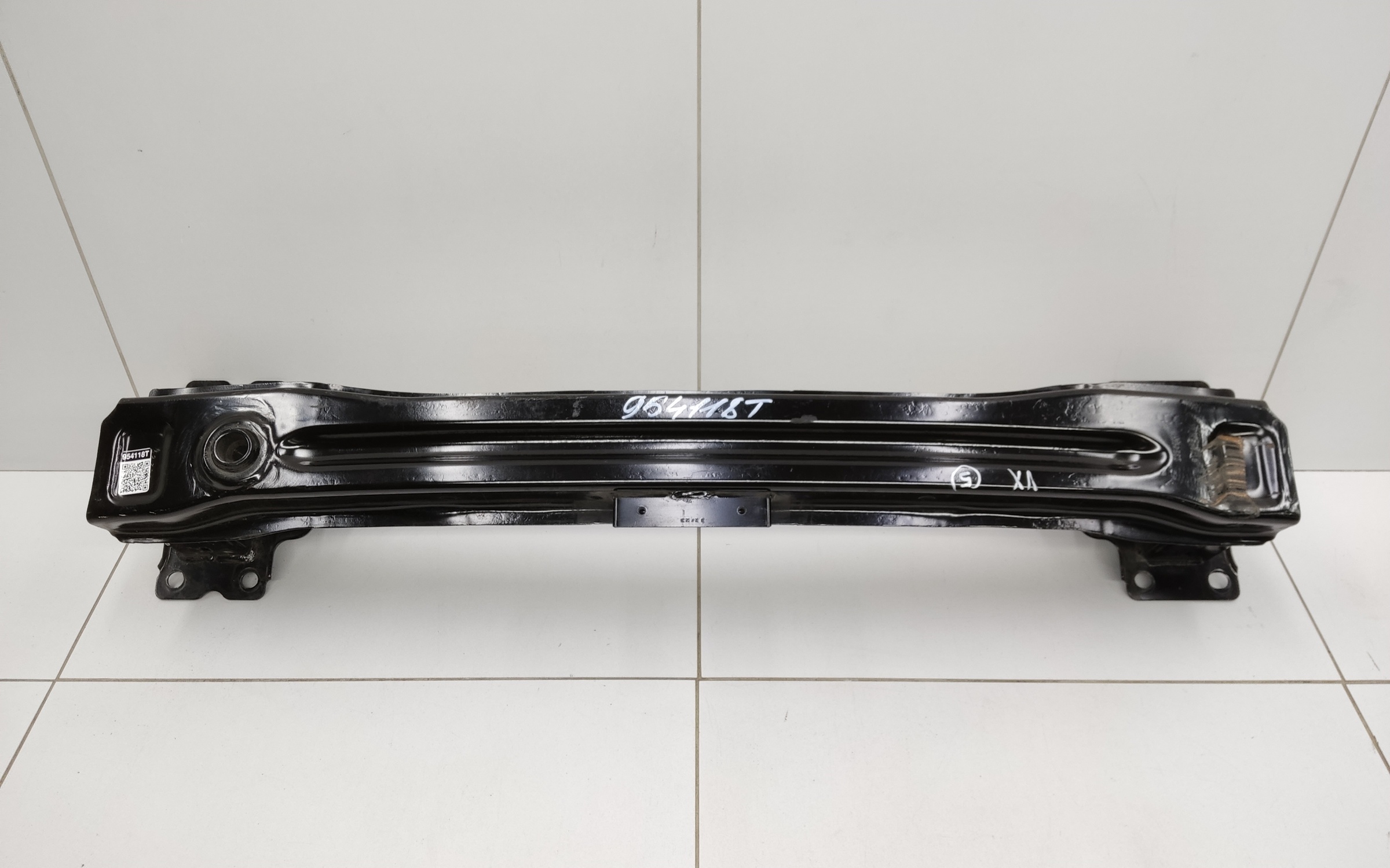 Усилитель переднего бампера Exeed VX