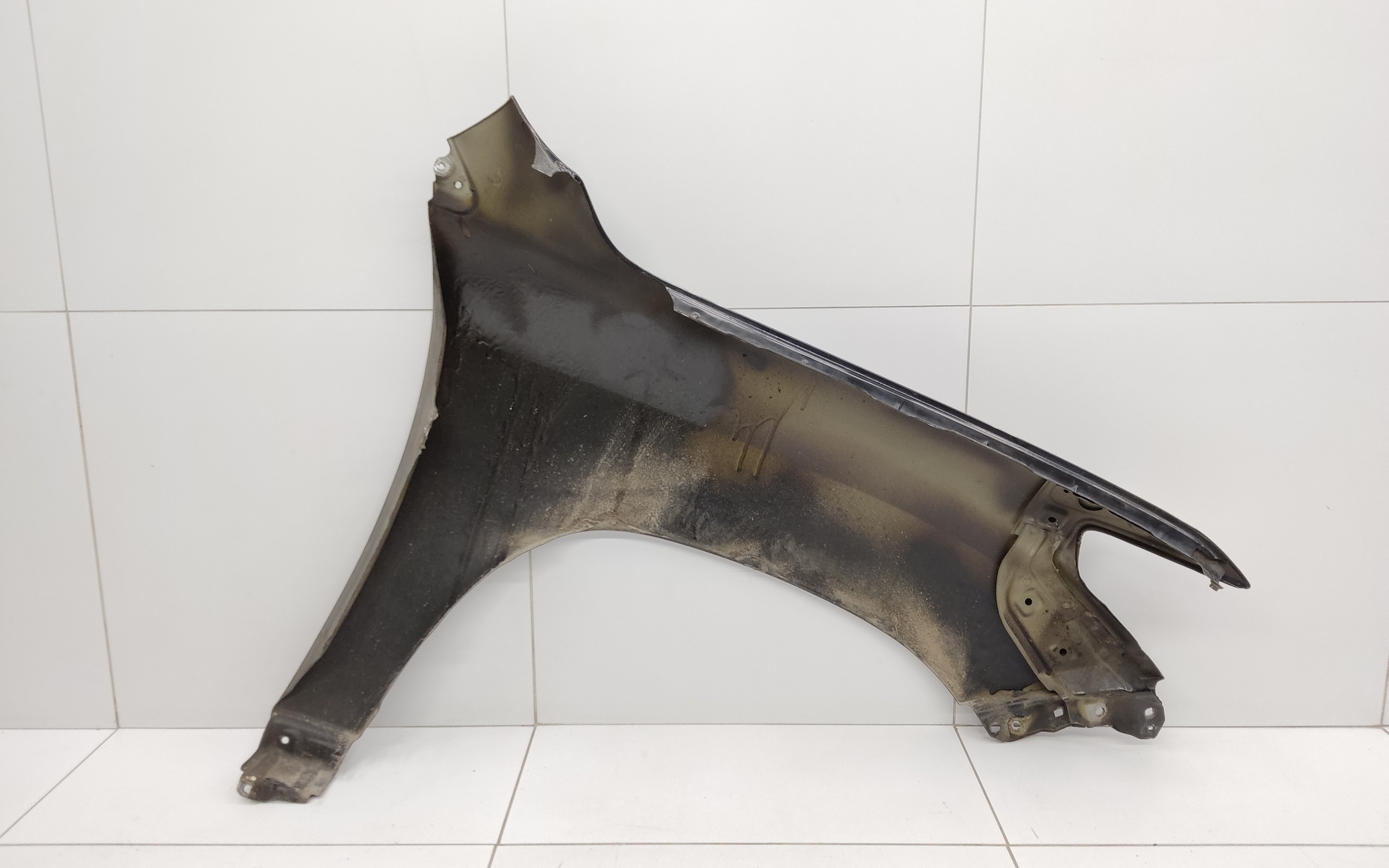 Крыло переднее левое Toyota Land Cruiser 200 Restail 1