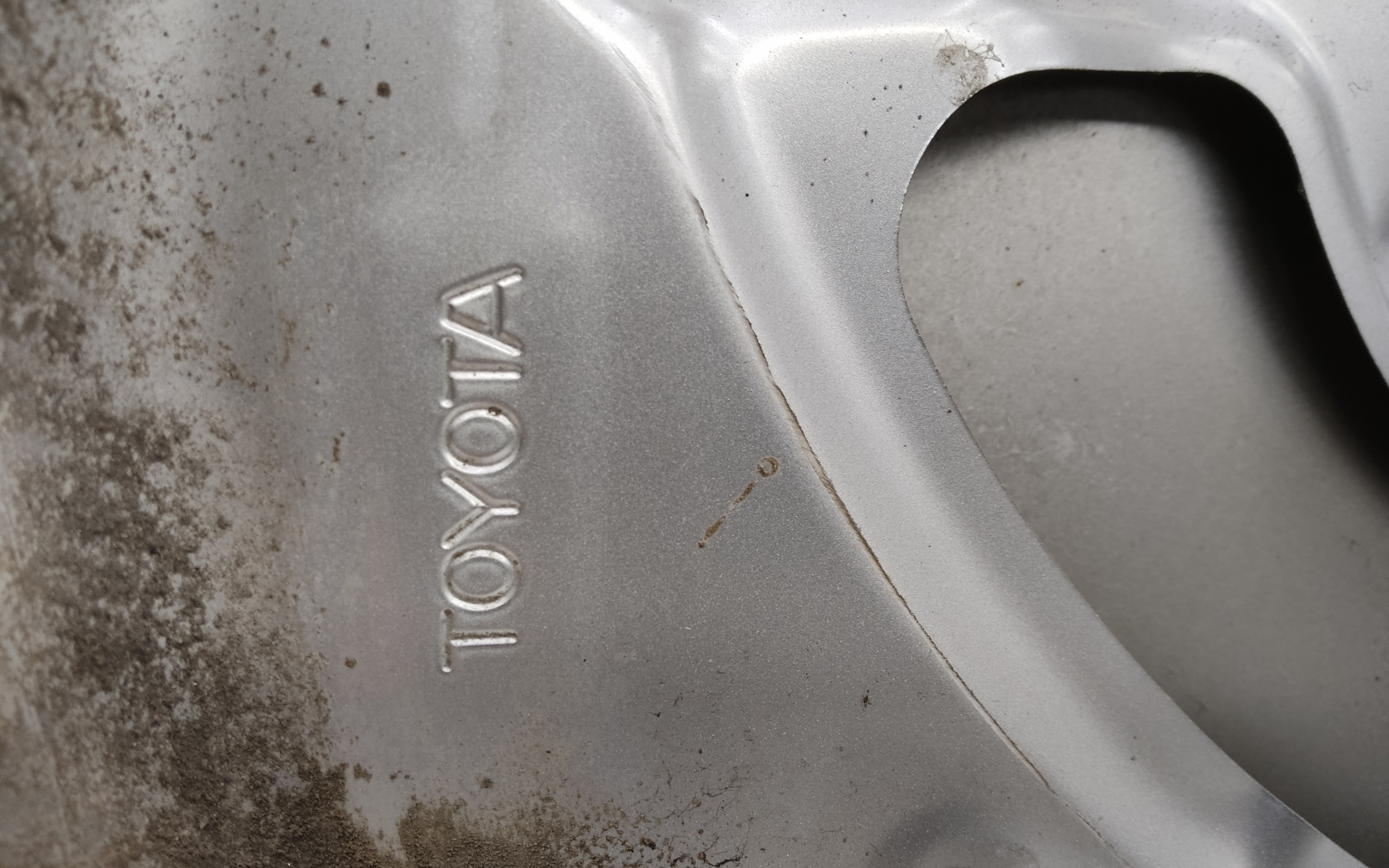 Капот Toyota Camry V70