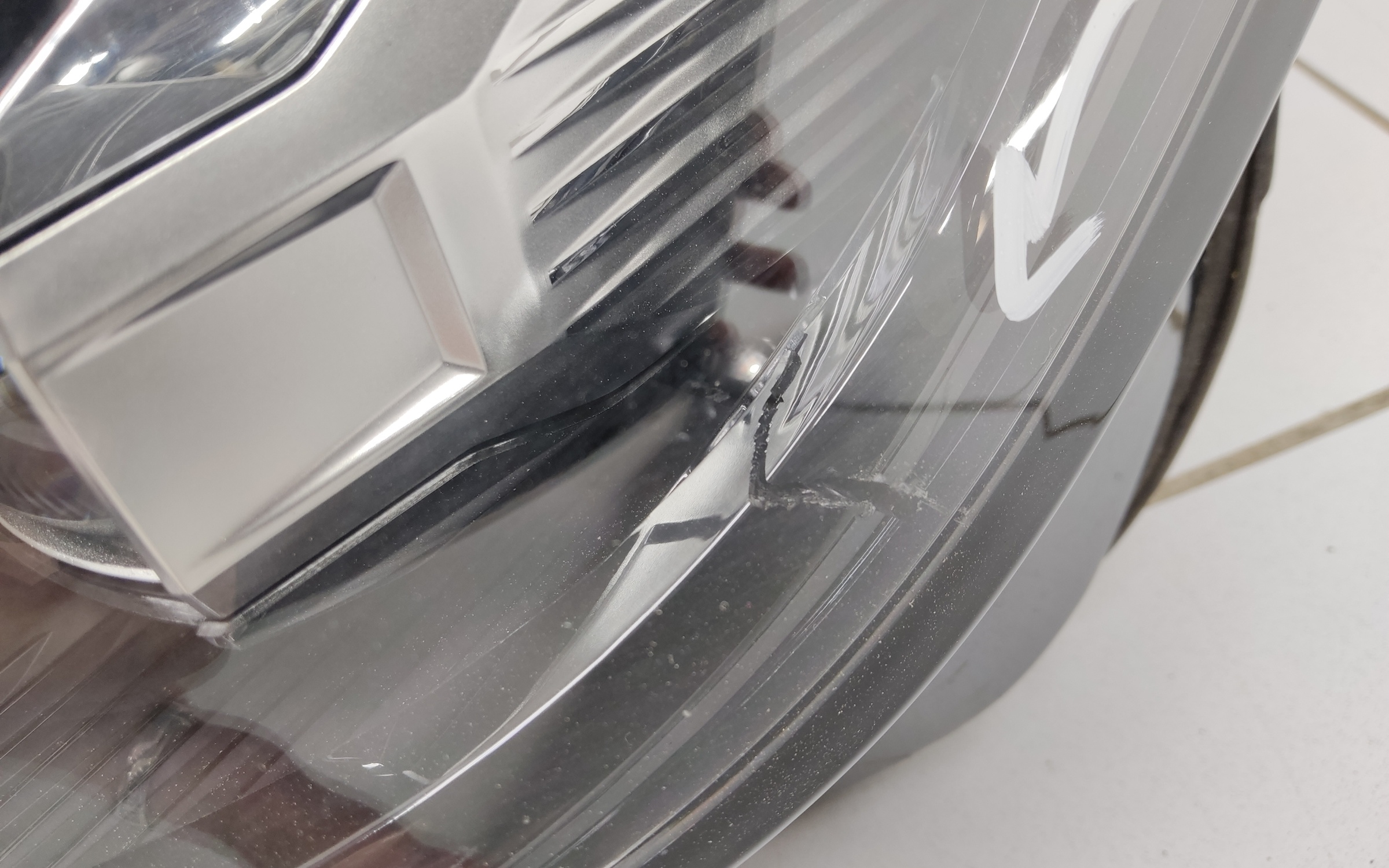 Фара передняя левая Exeed VX Restail LED