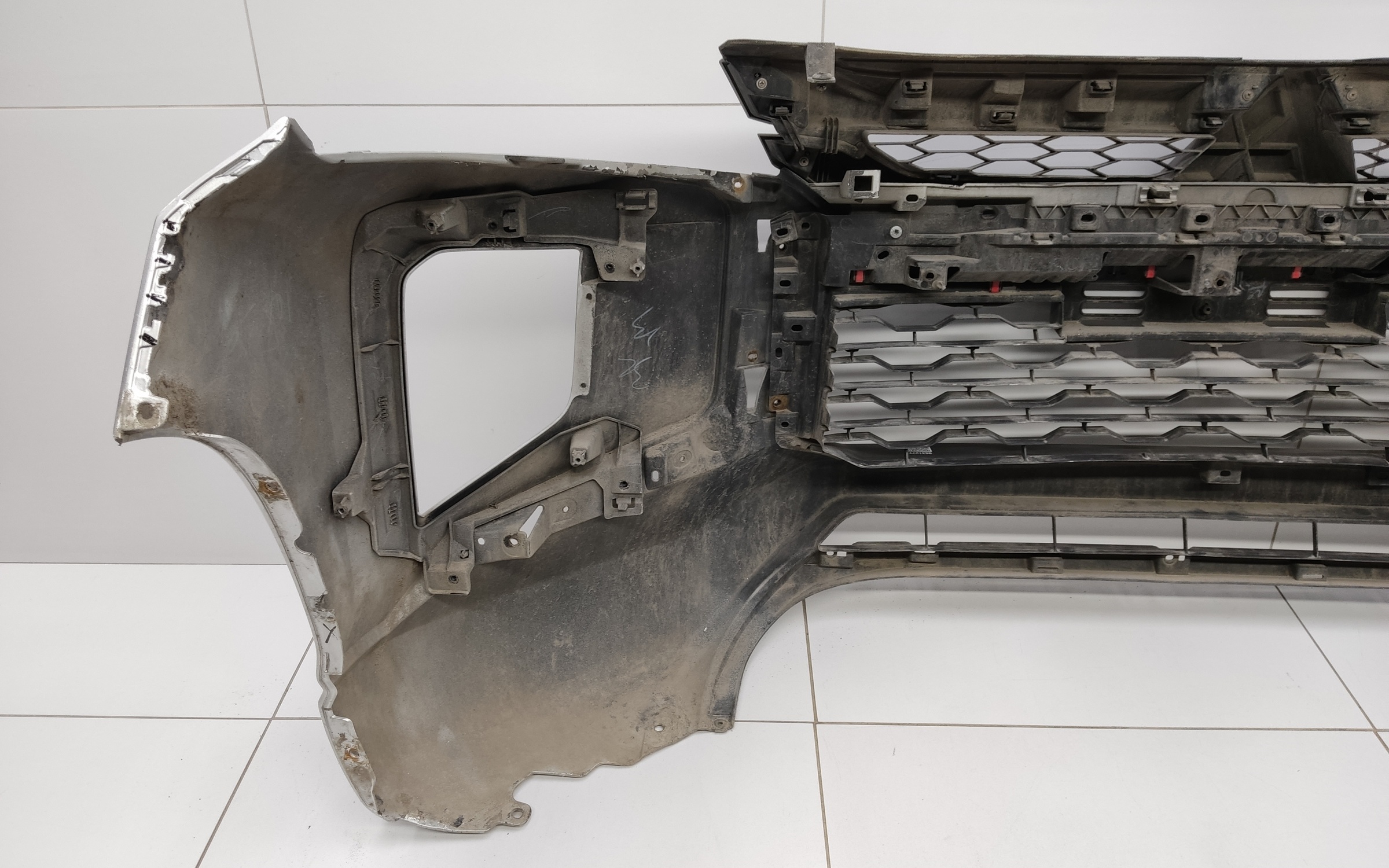 Бампер передний Mitsubishi L200 5 Restail Triton