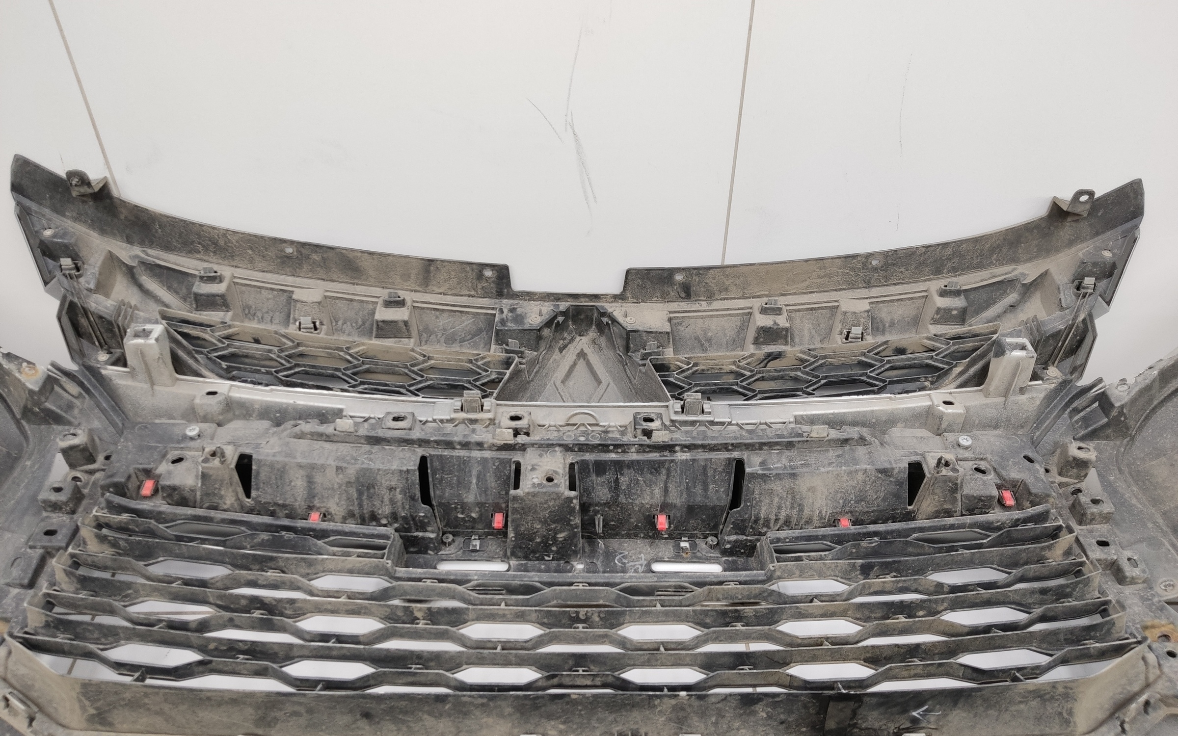 Бампер передний Mitsubishi L200 5 Restail Triton