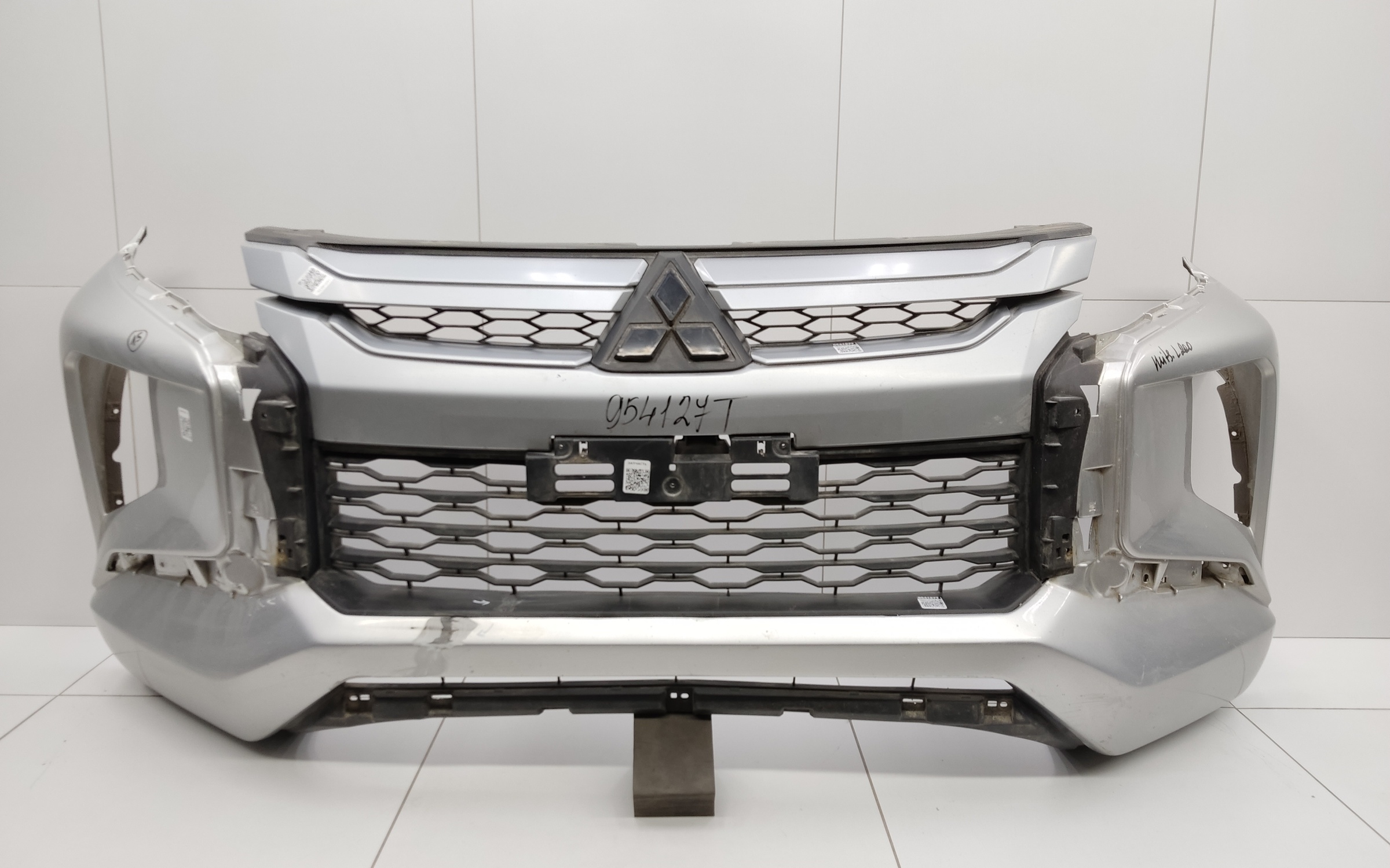 Бампер передний Mitsubishi L200 5 Restail Triton