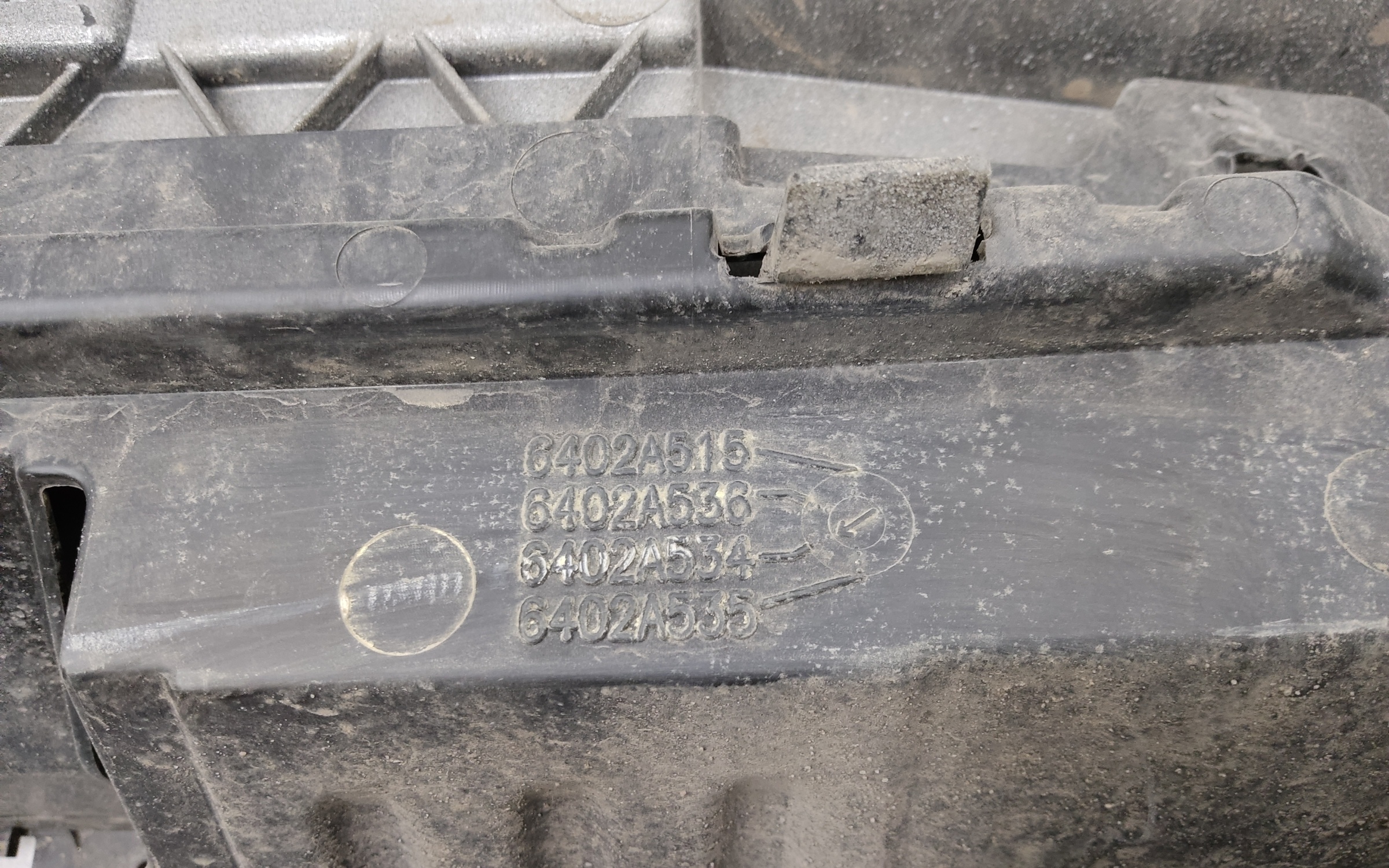 Бампер передний Mitsubishi L200 5 Restail Triton