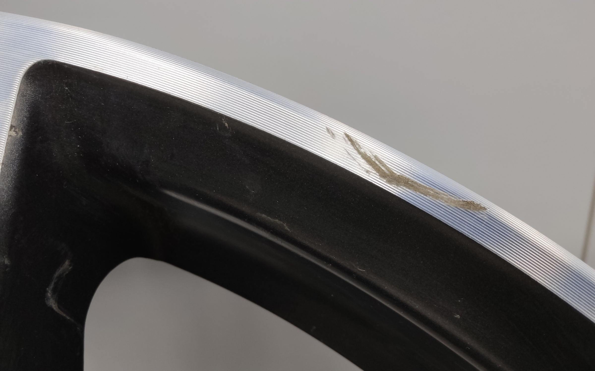 Диск колеса литой Geely Monjaro R20