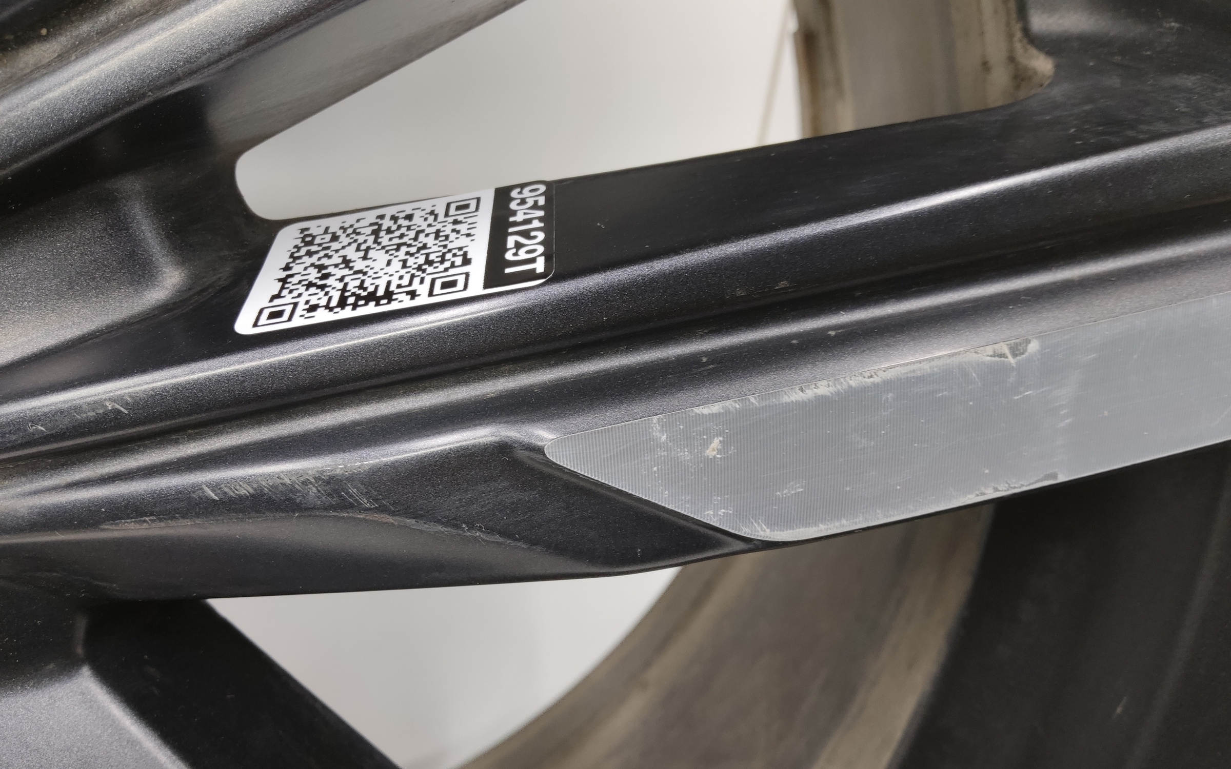 Диск колеса литой Geely Monjaro R20