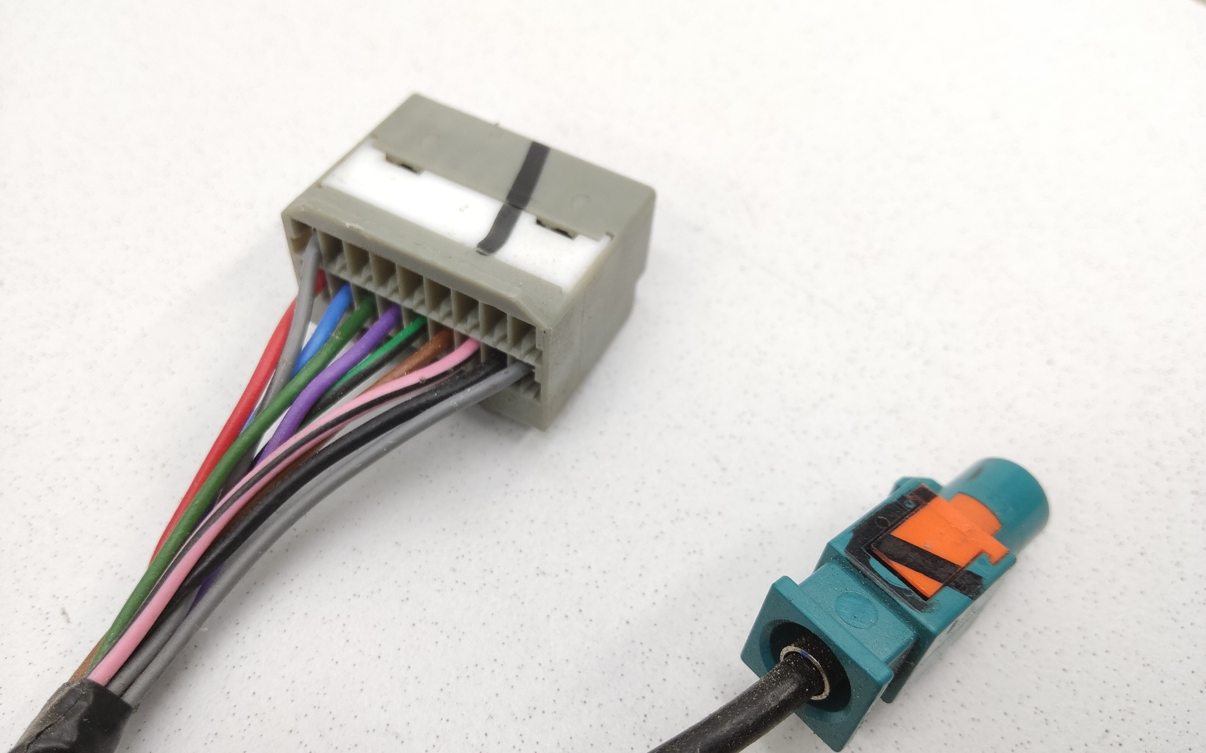 Зеркало правое Geely Atlas 2 10+1 контактов