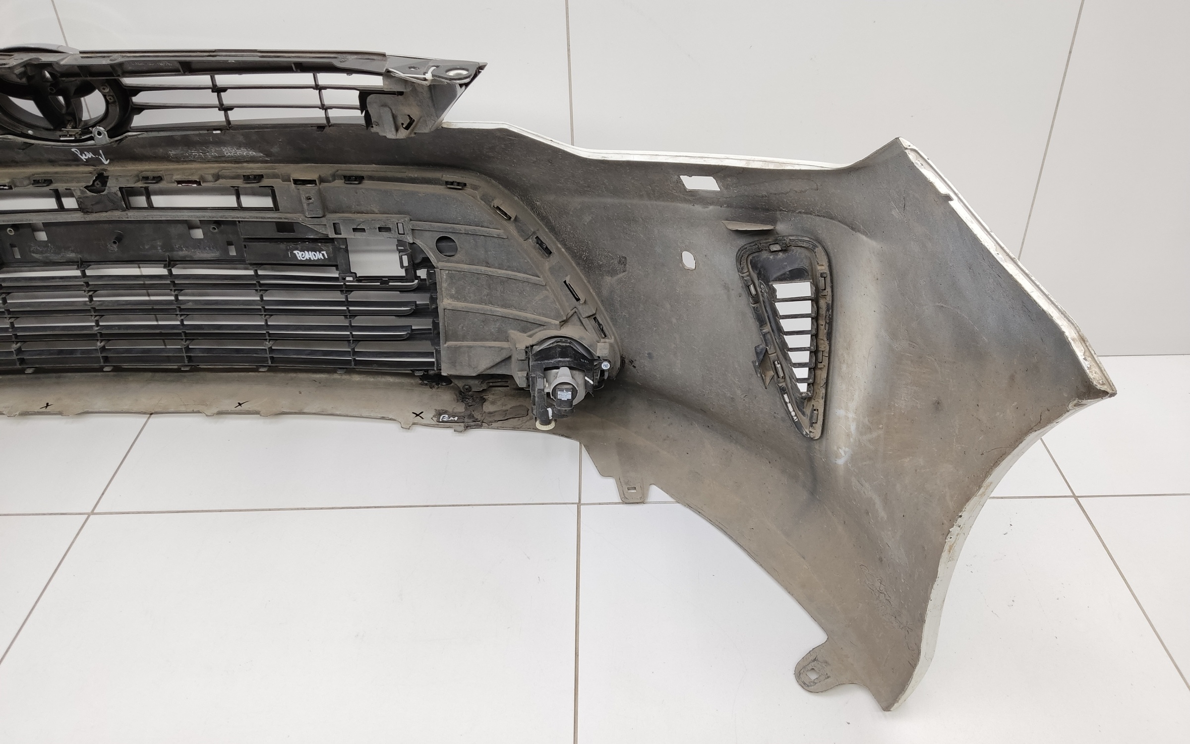 Бампер передний Toyota Camry V55