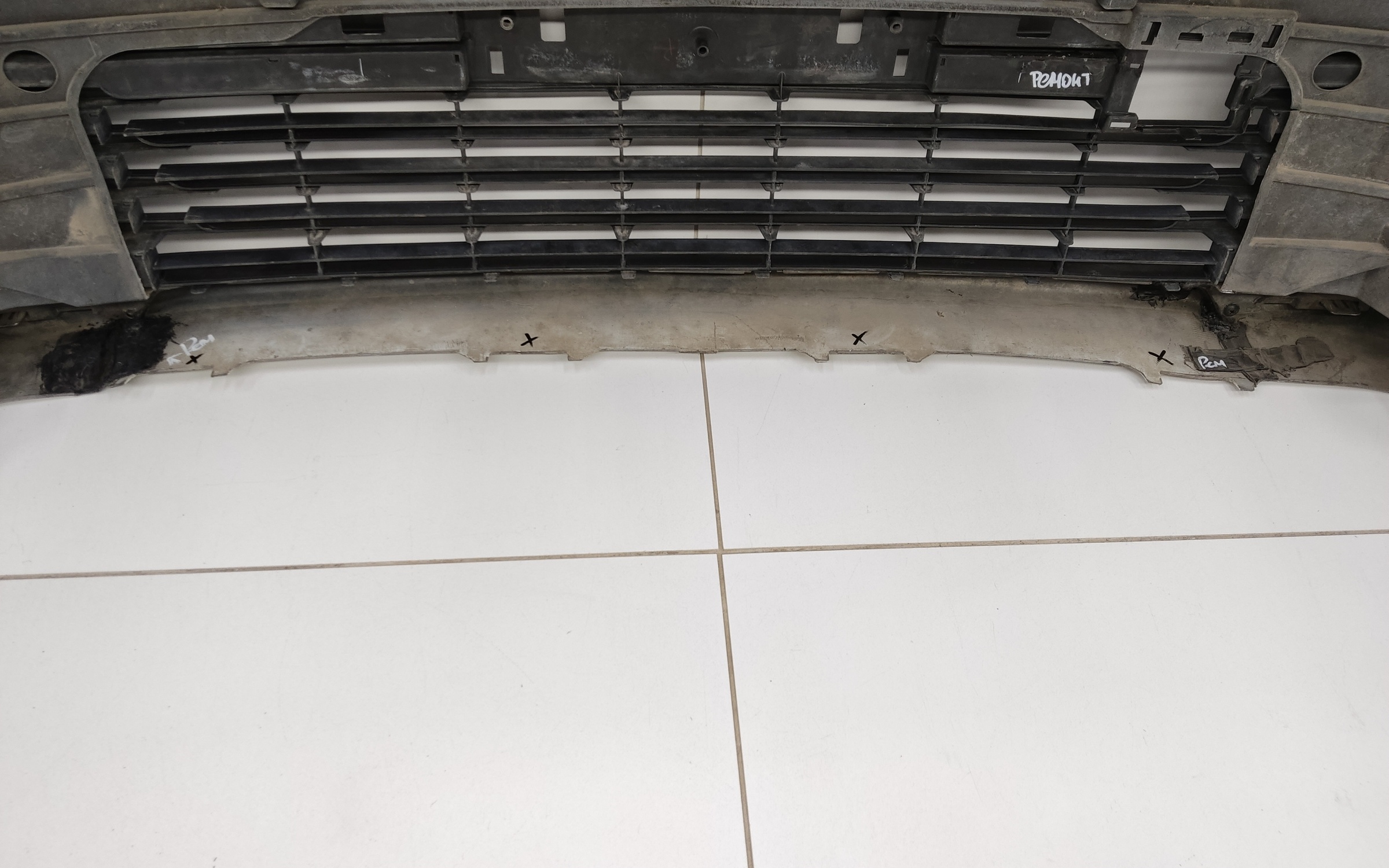 Бампер передний Toyota Camry V55