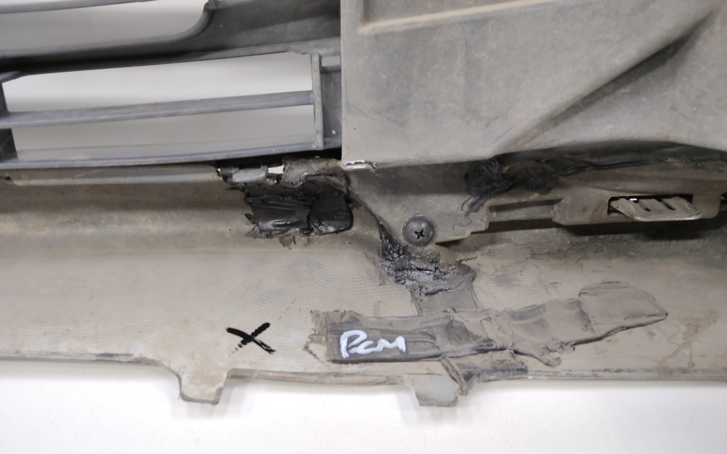 Бампер передний Toyota Camry V55