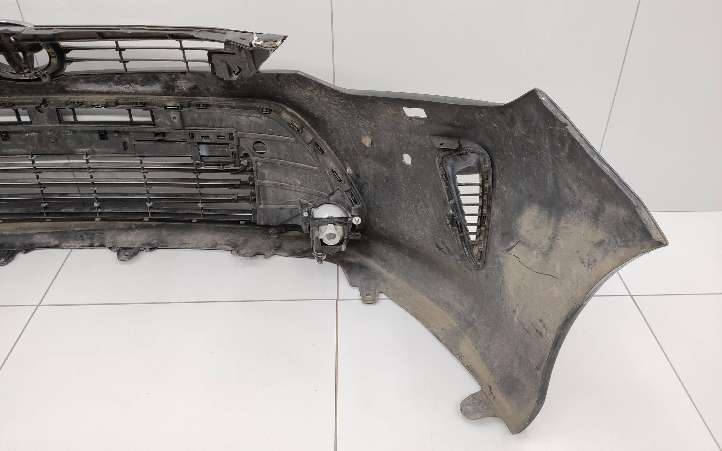 Бампер передний Toyota Camry V55