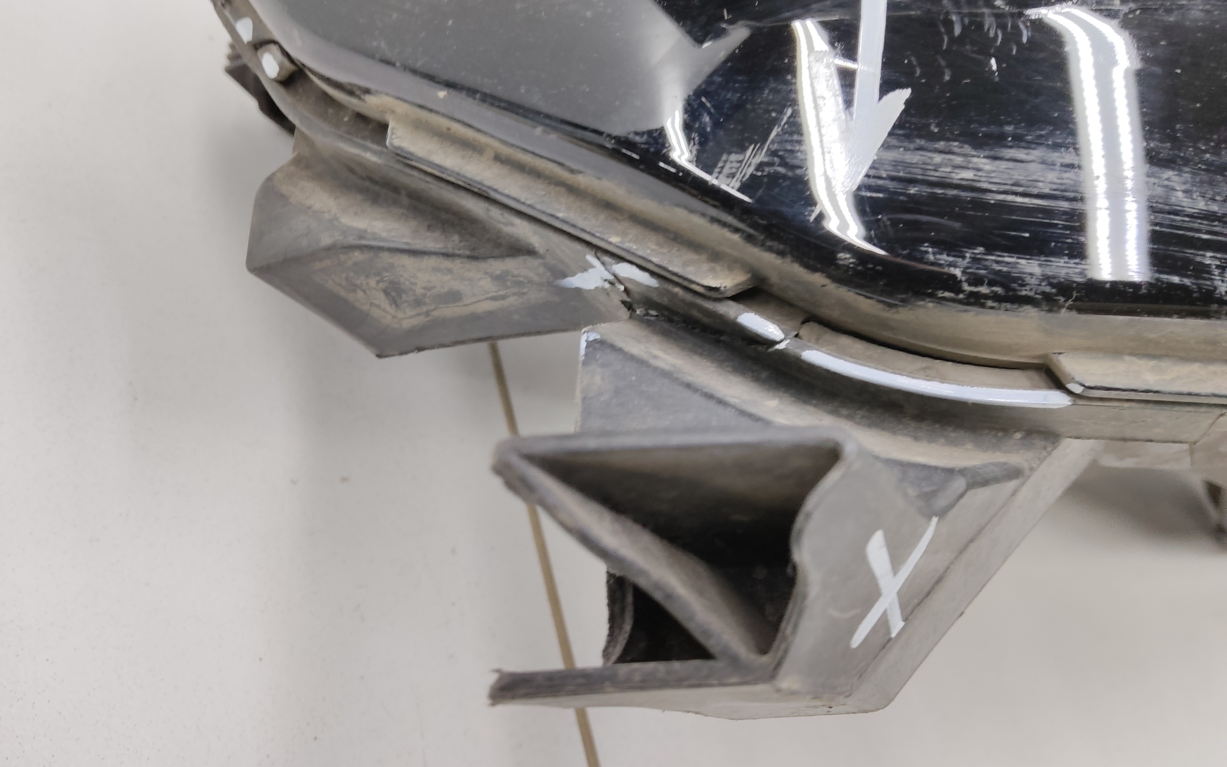 Фара передняя левая Skoda Octavia A8 LED