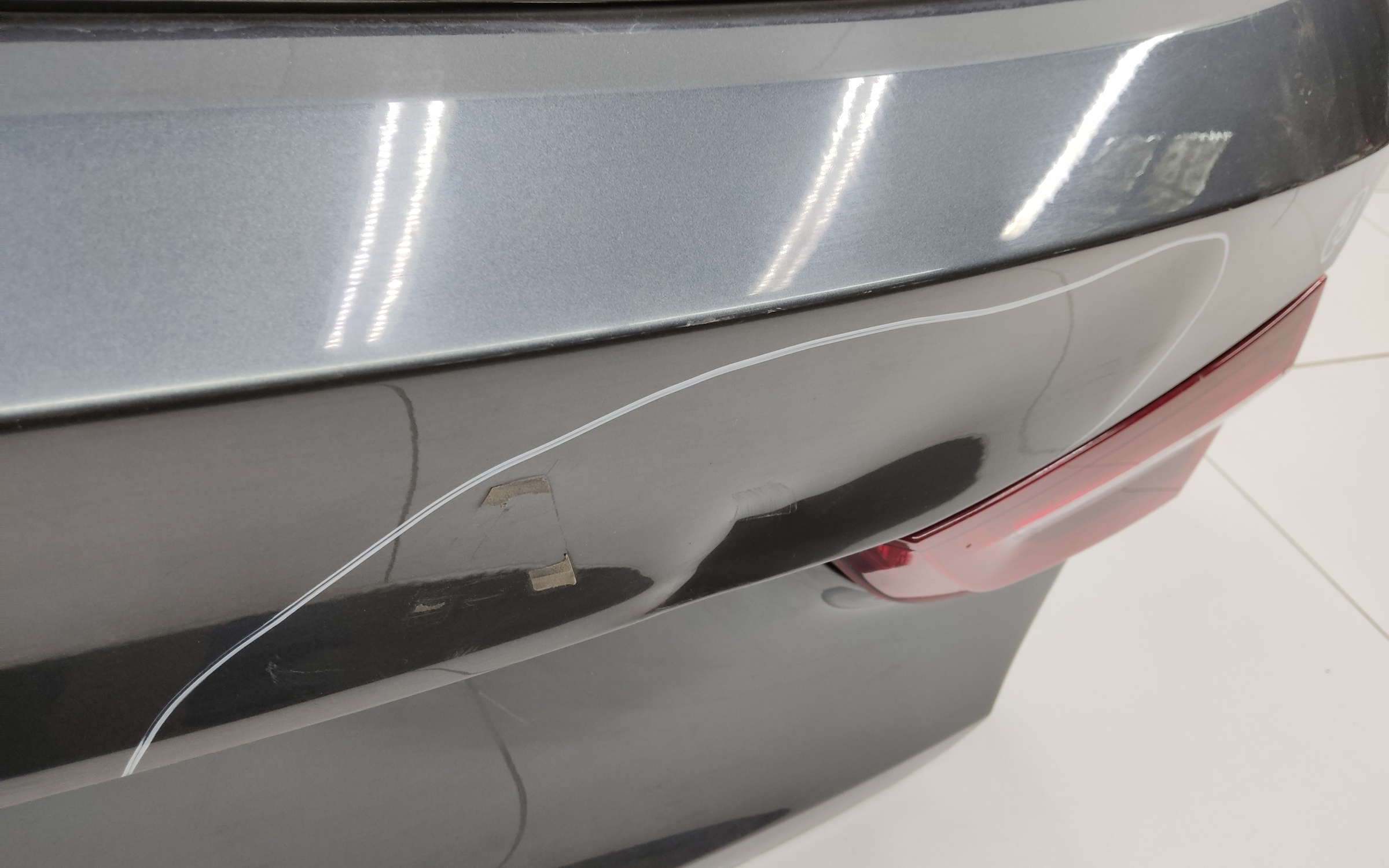 Крышка багажника Lada Vesta Wagon Restail