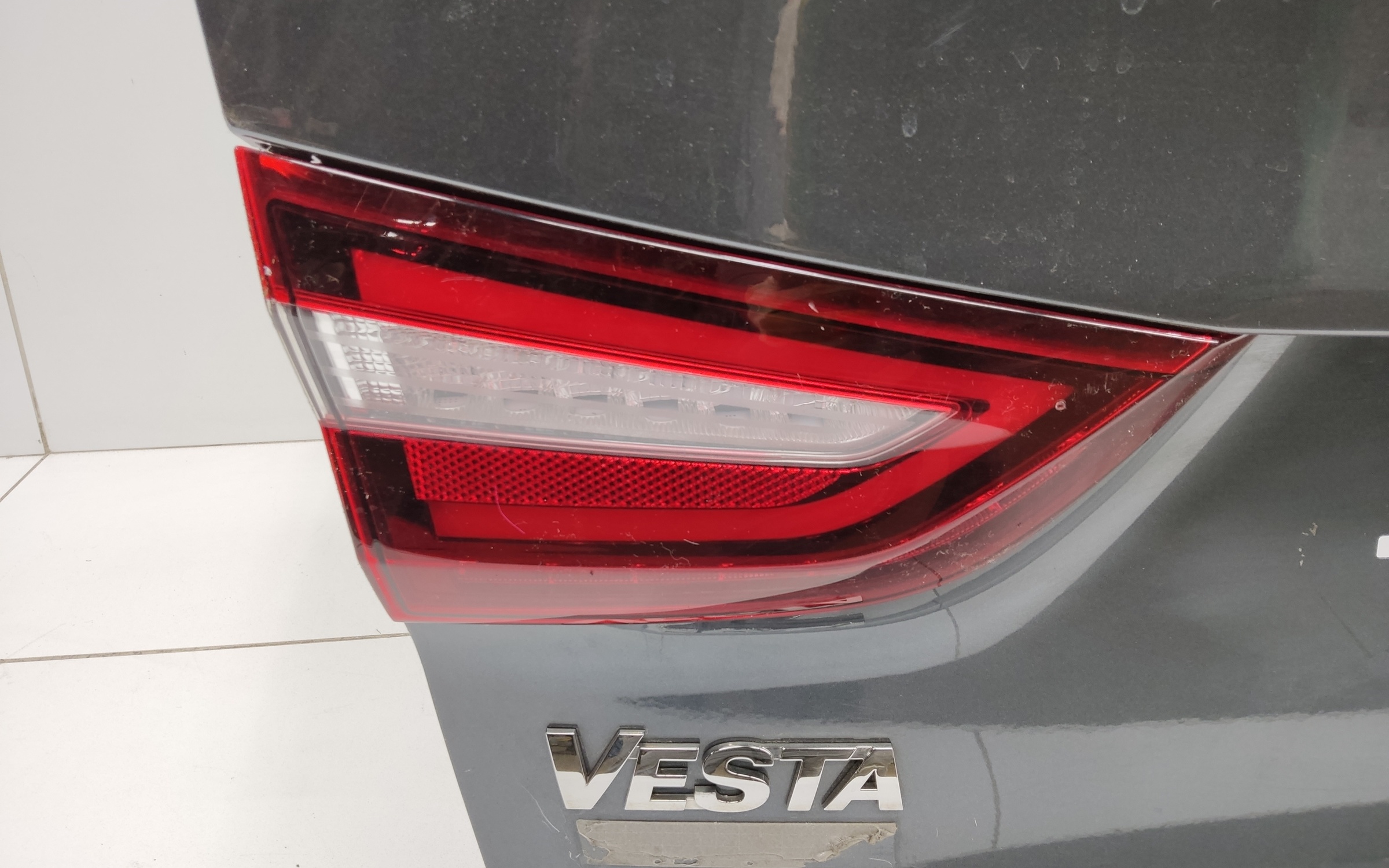 Крышка багажника Lada Vesta Wagon Restail