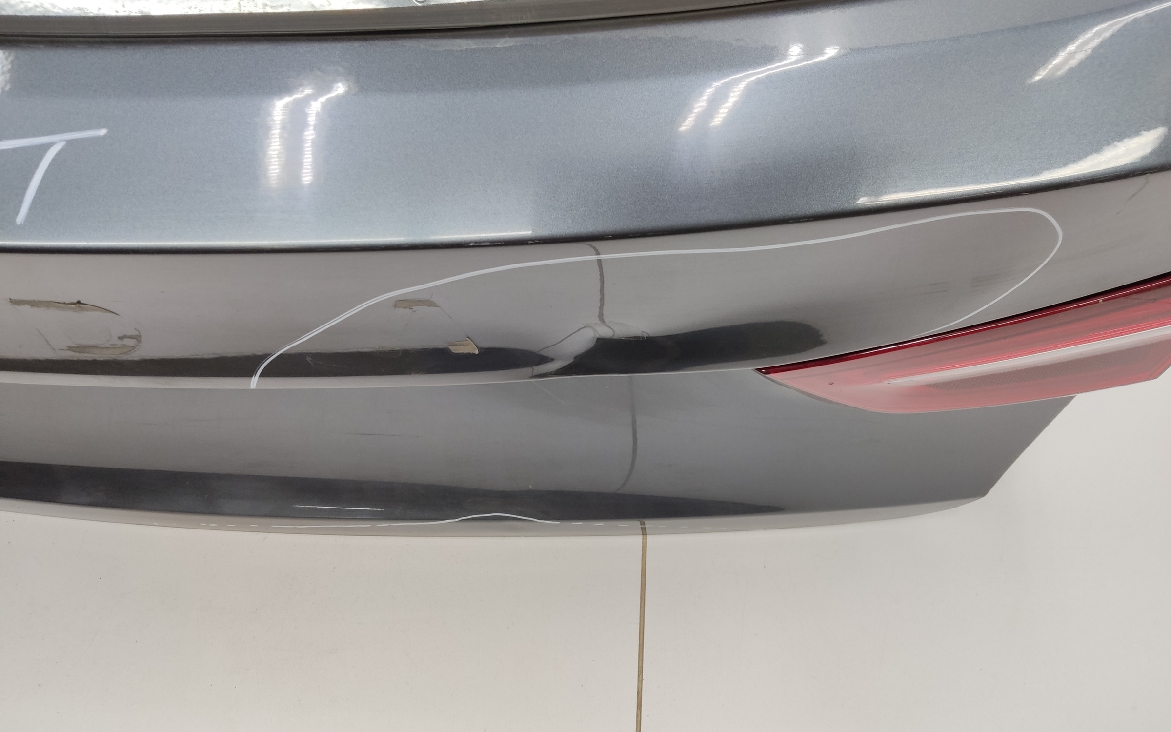 Крышка багажника Lada Vesta Wagon Restail