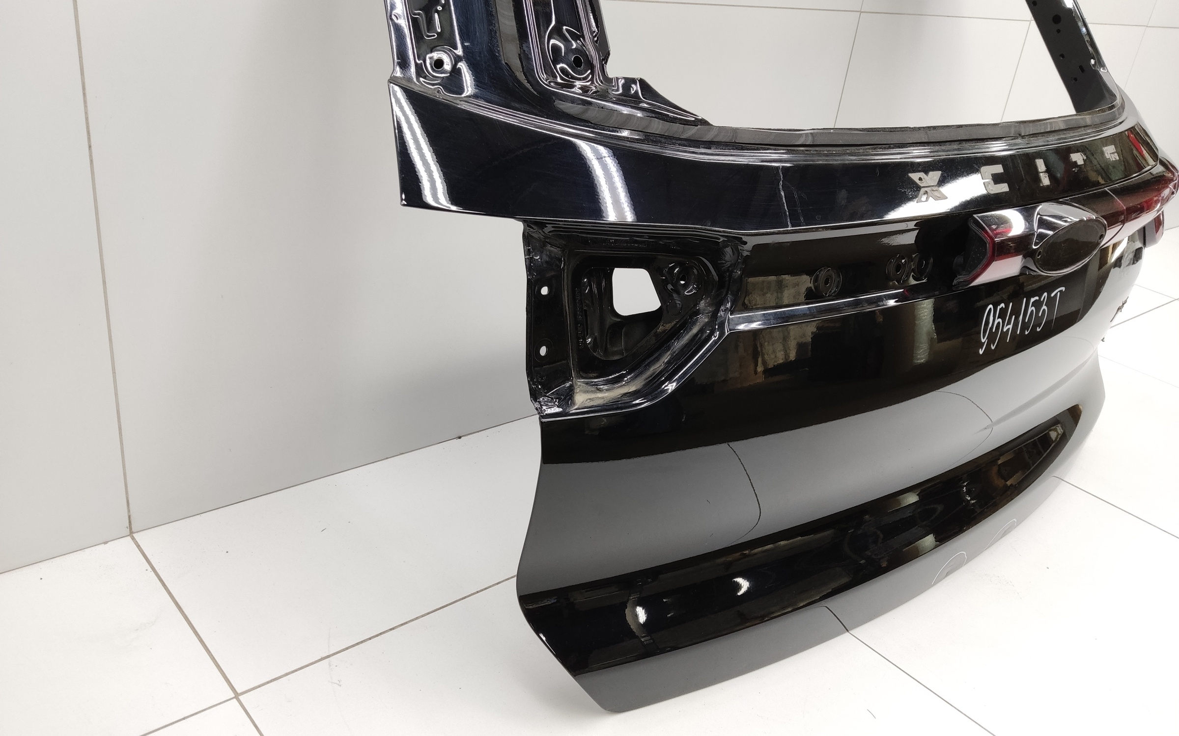 Крышка багажника Chery Tiggo 8 без датчика защемления