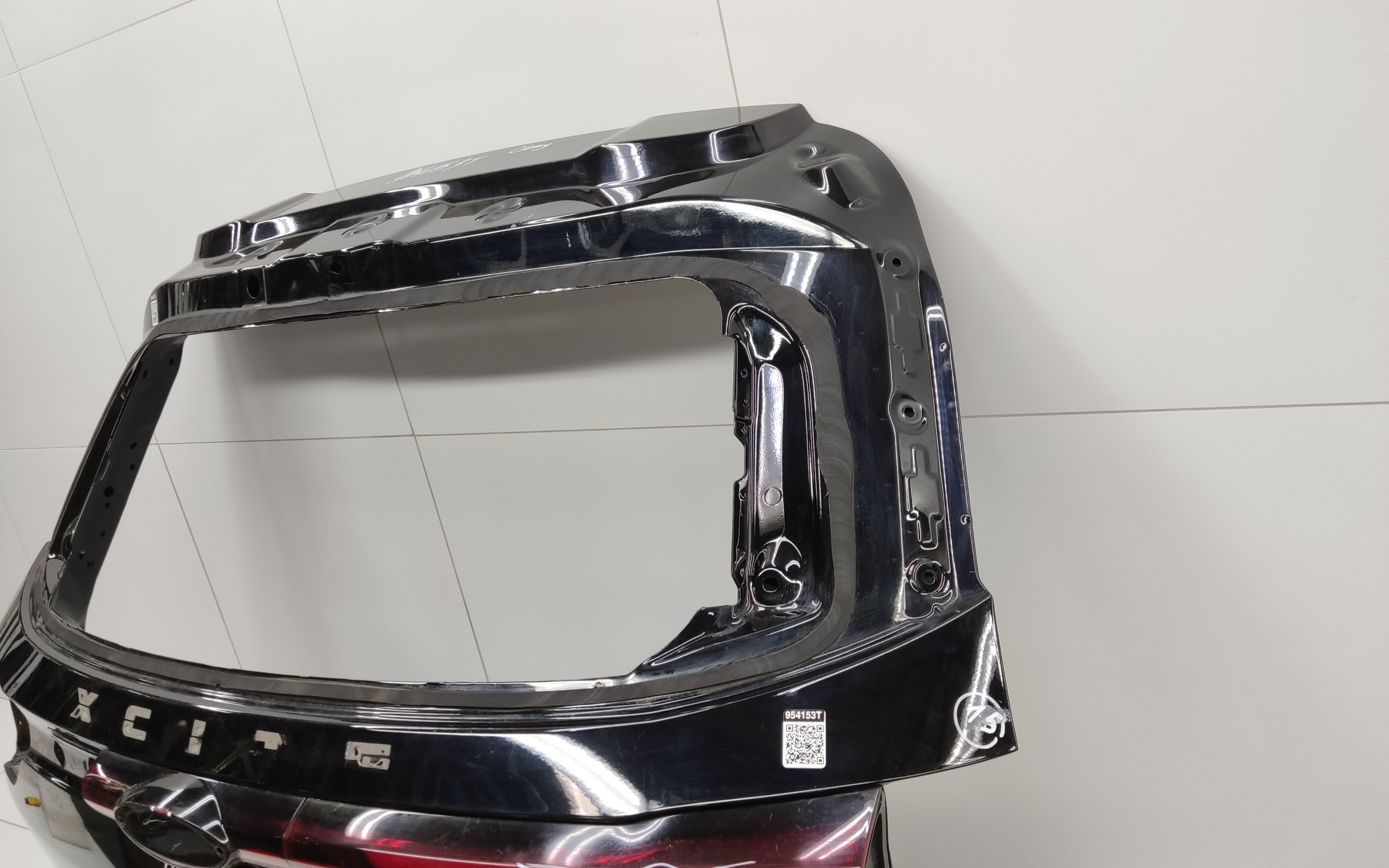 Крышка багажника Chery Tiggo 8 без датчика защемления