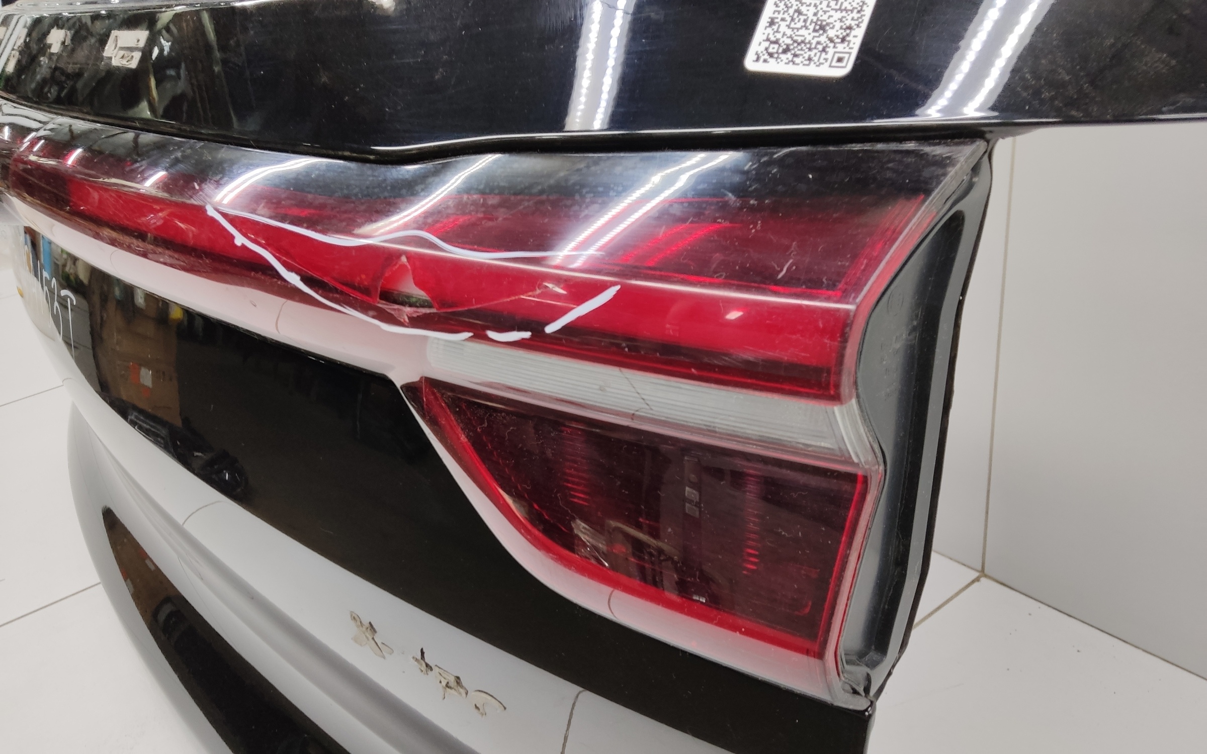 Крышка багажника Chery Tiggo 8 без датчика защемления