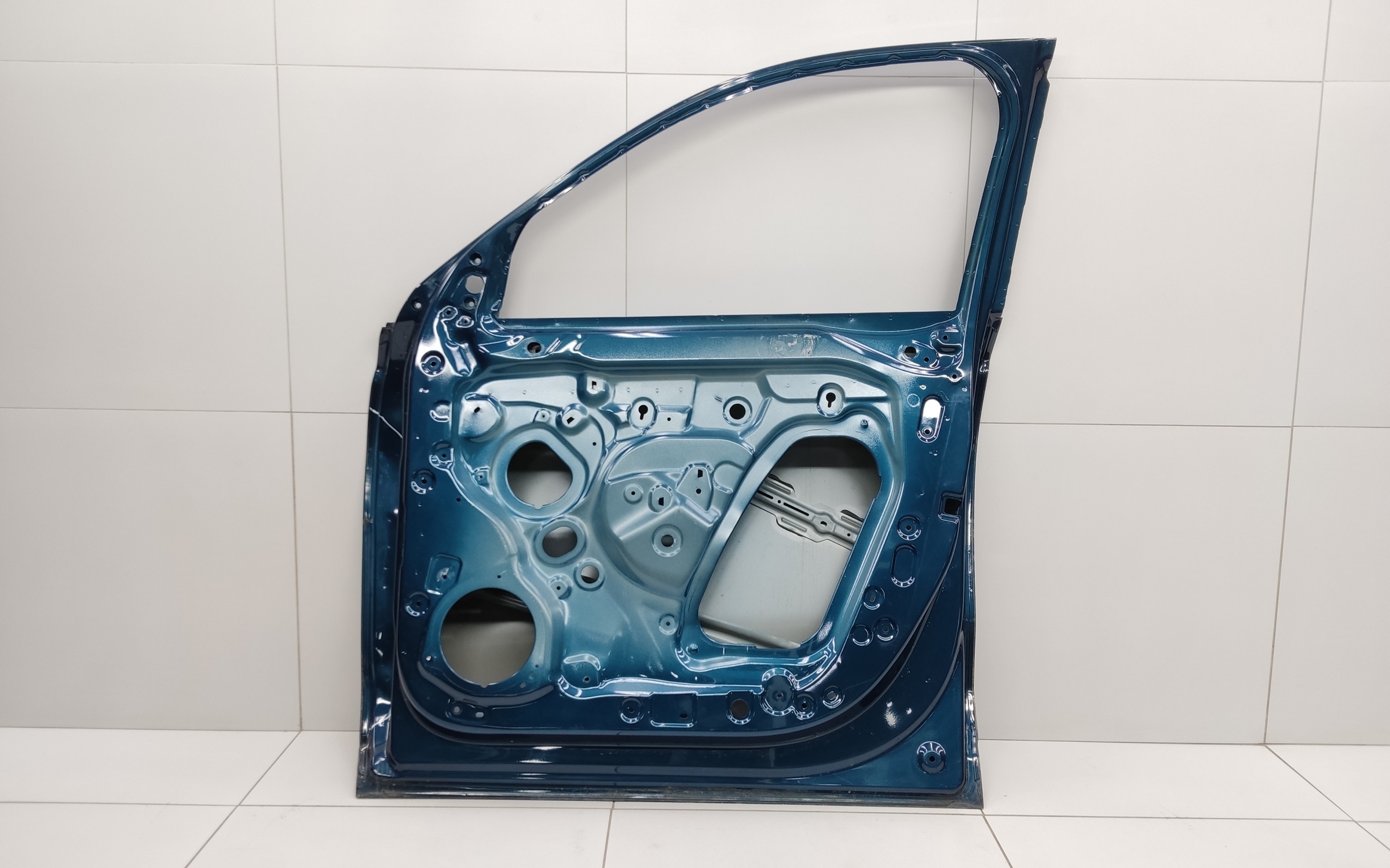 Дверь передняя правая Geely Monjaro